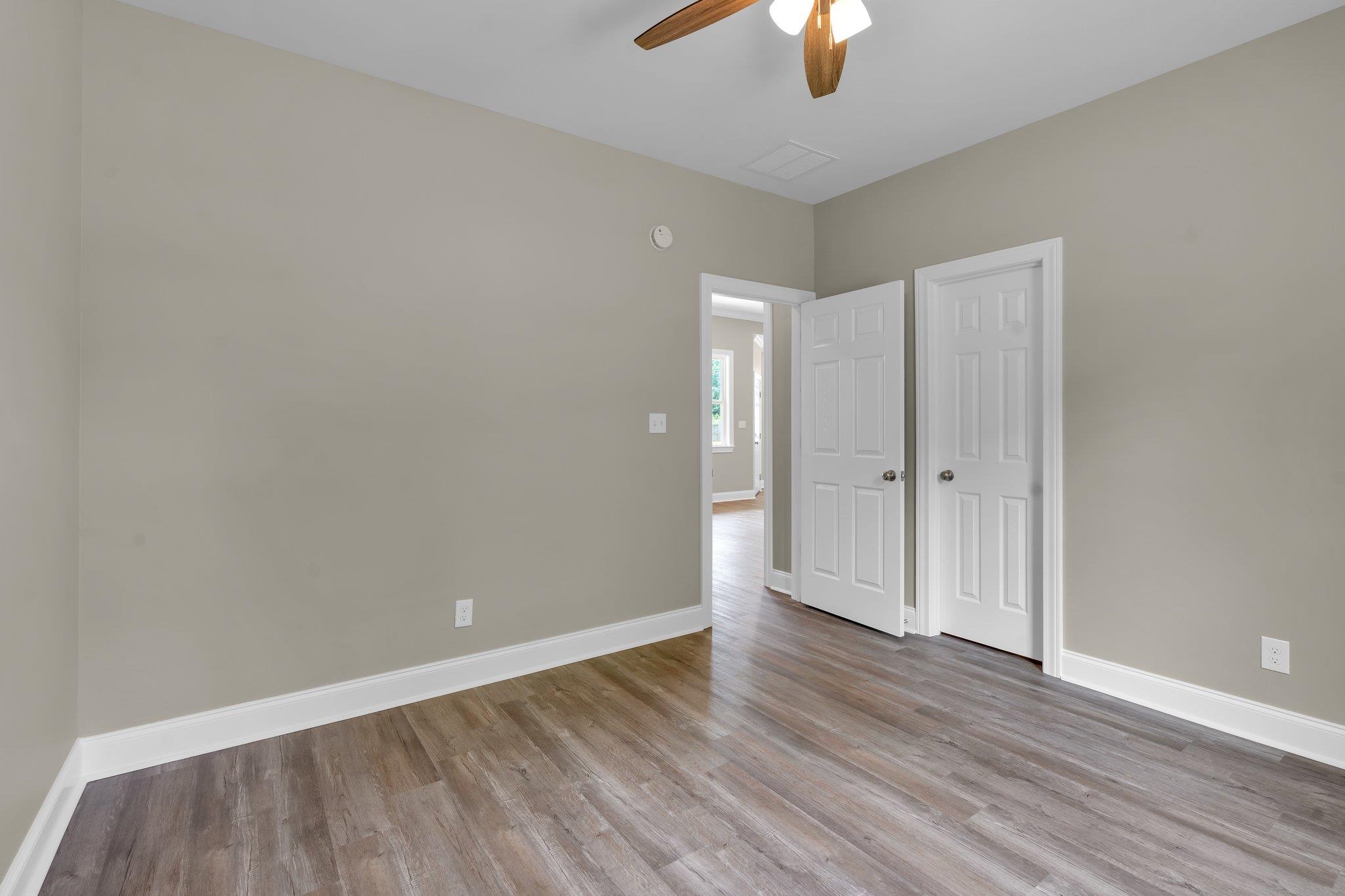 21 MABEL LN