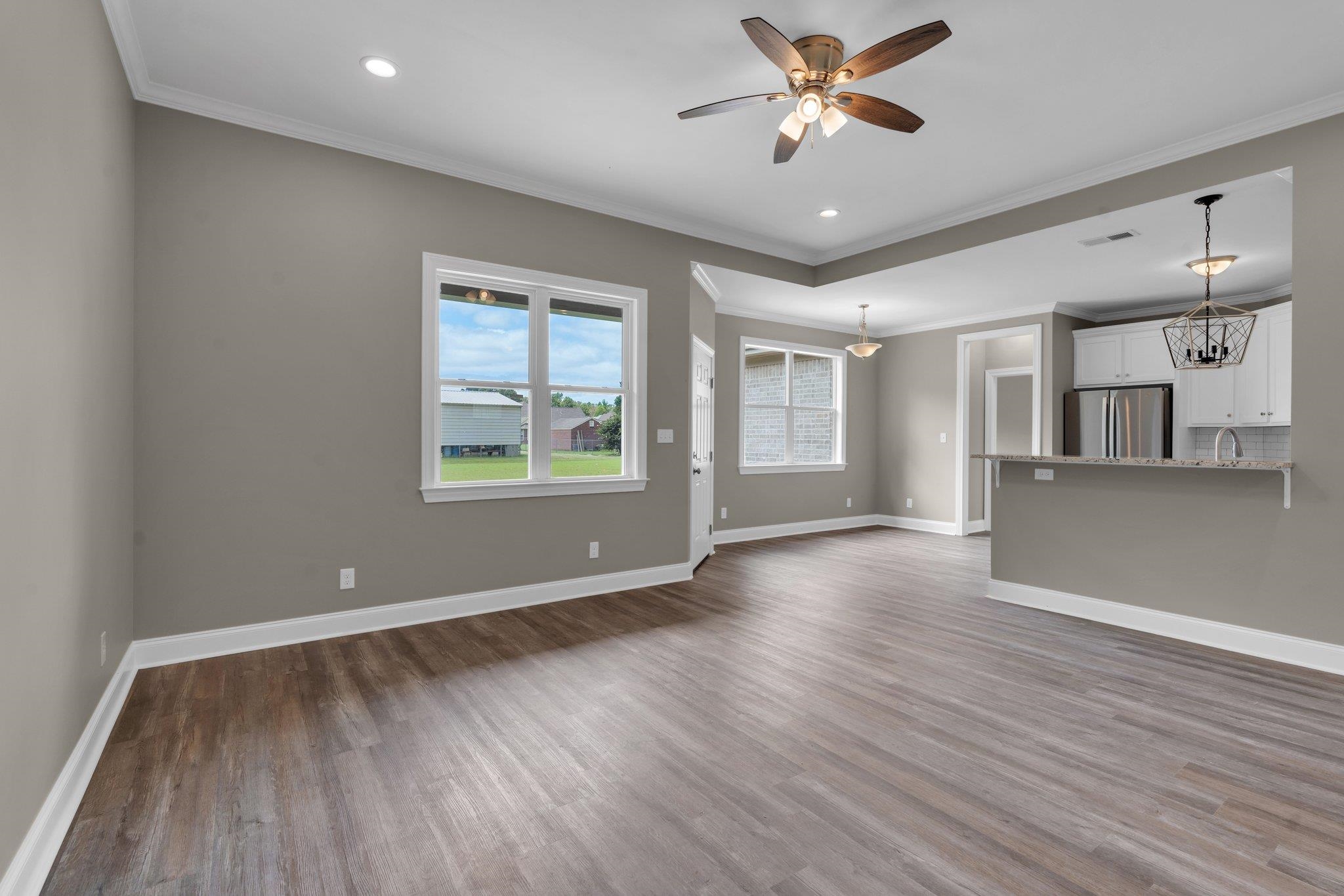 21 MABEL LN