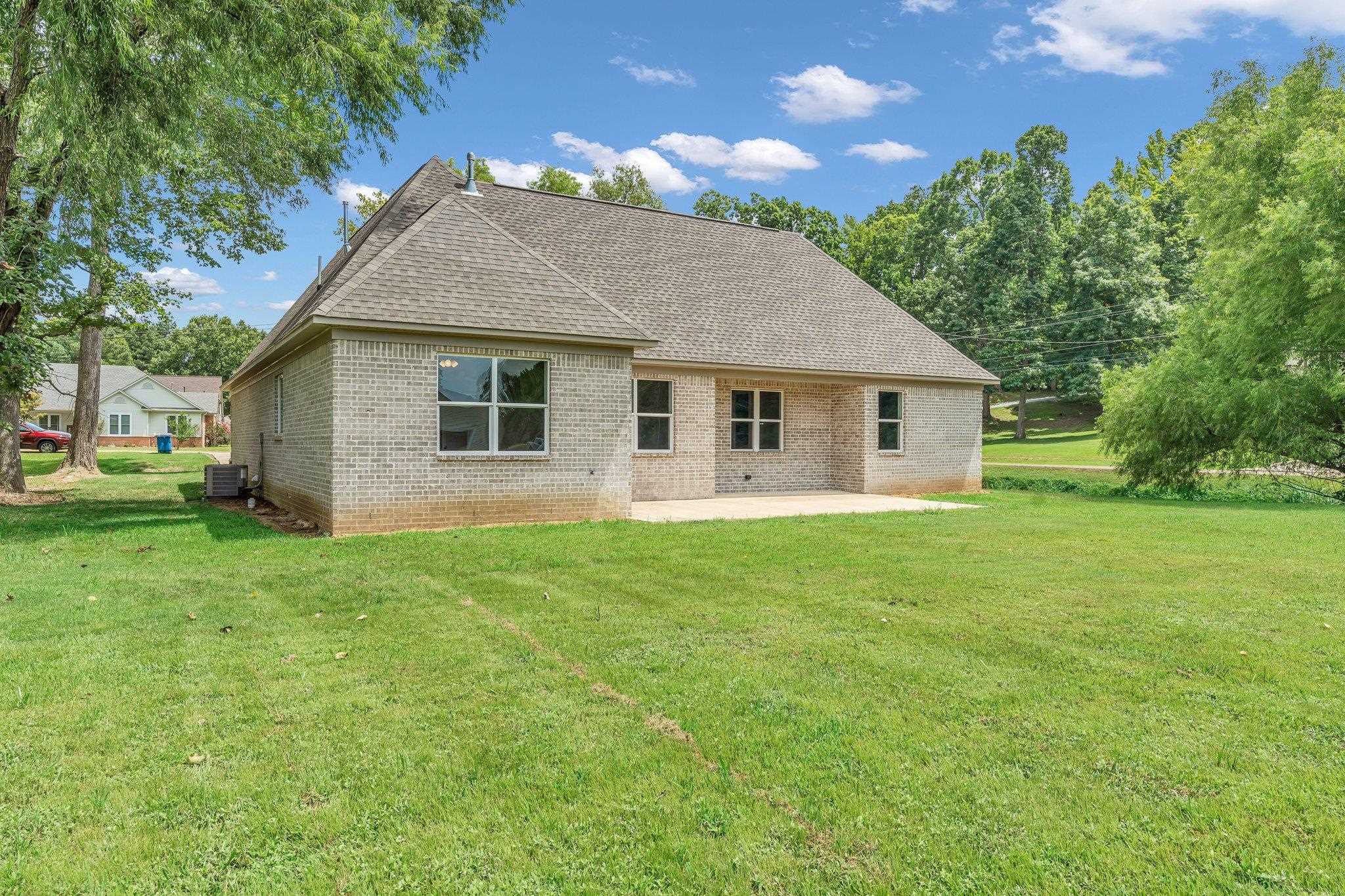 21 MABEL LN
