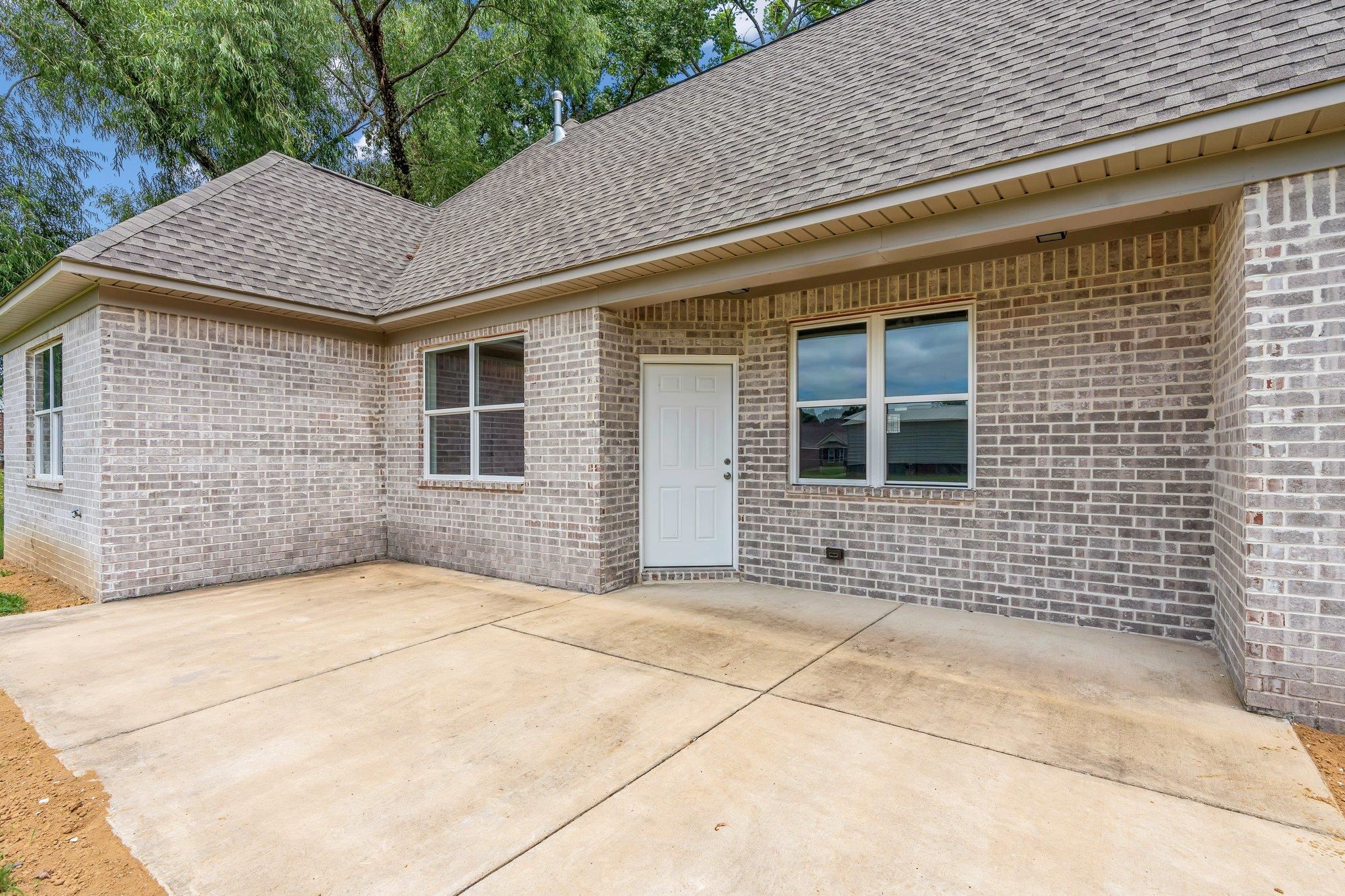 21 MABEL LN