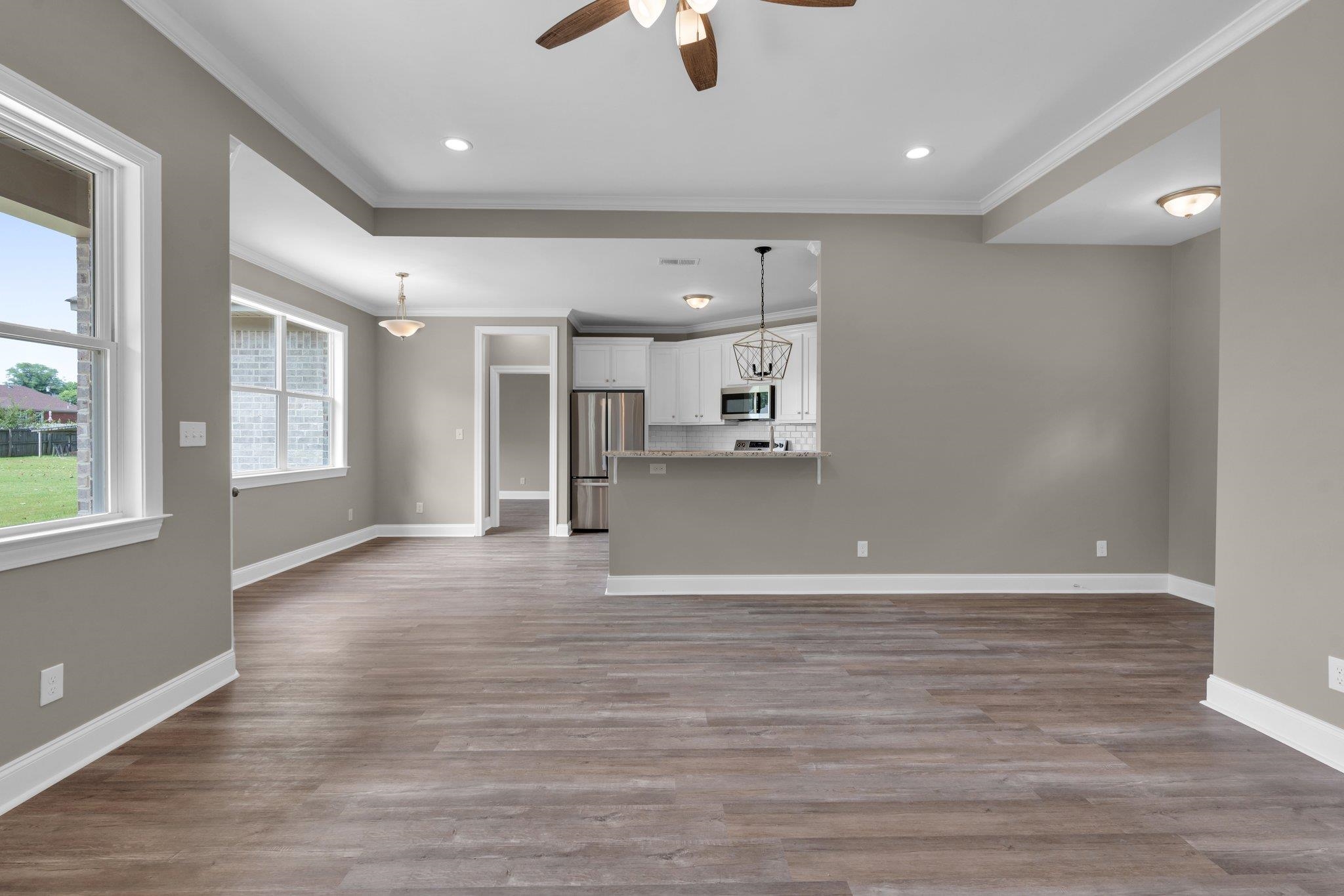 21 MABEL LN