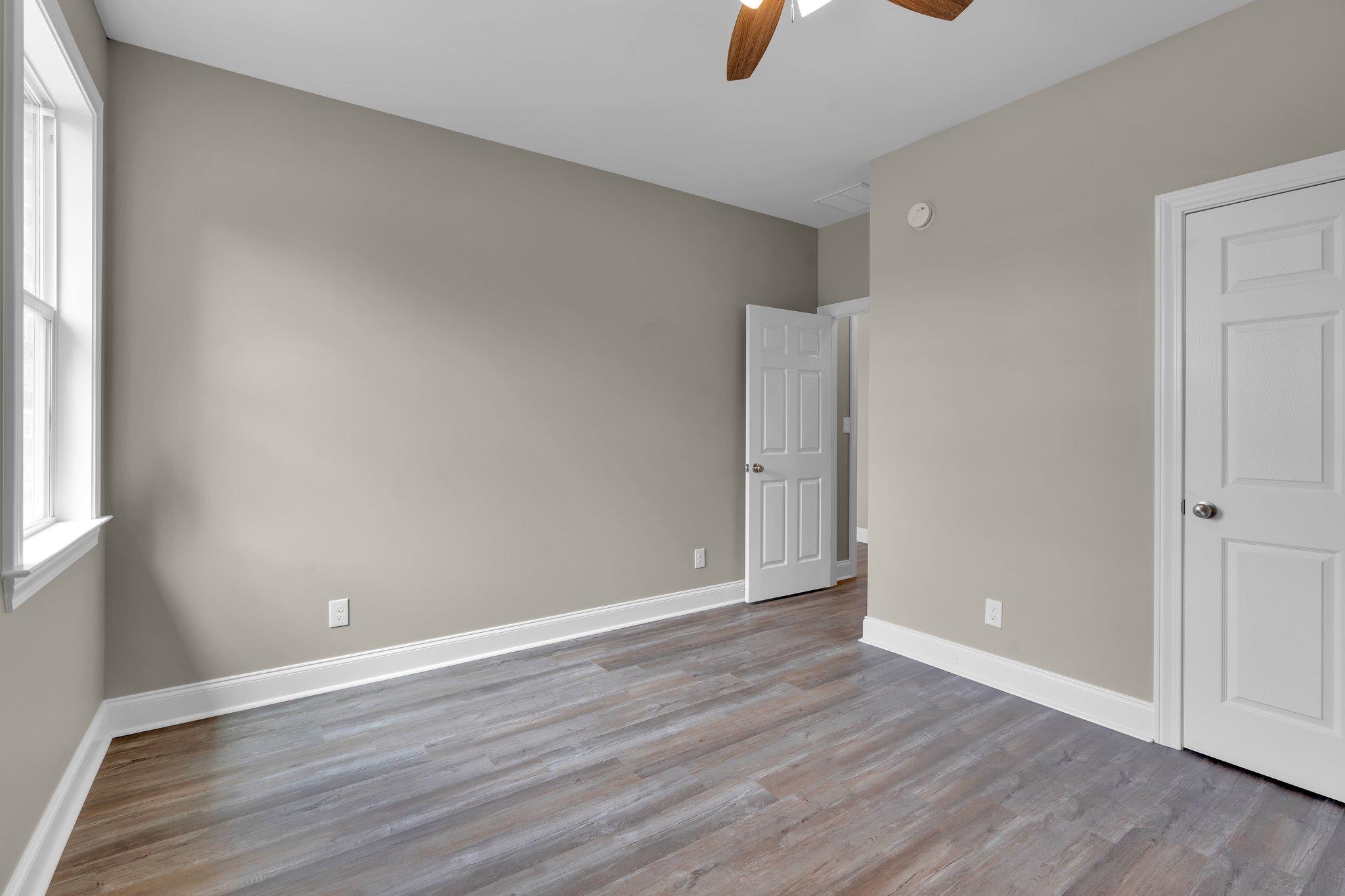 21 MABEL LN