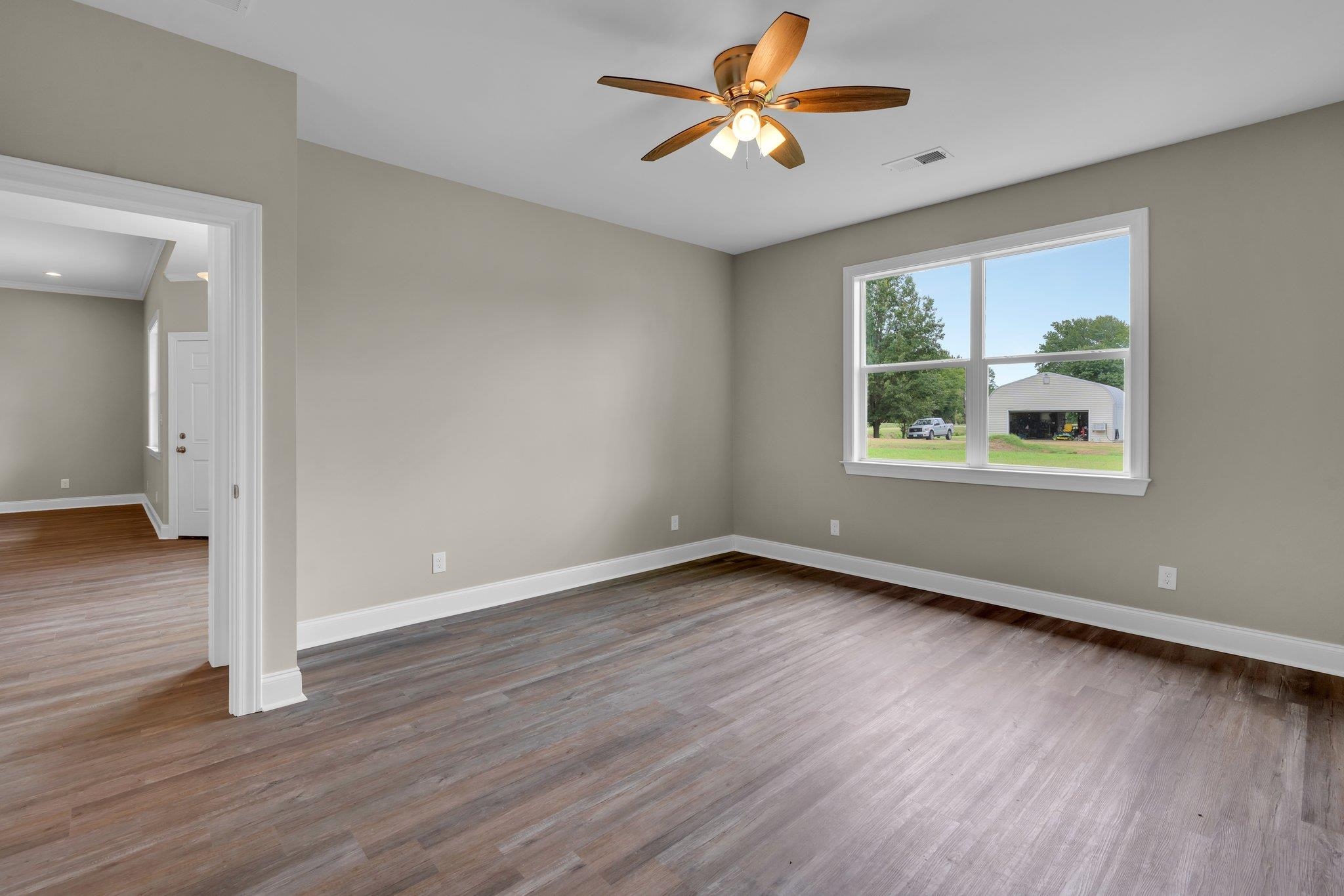 21 MABEL LN