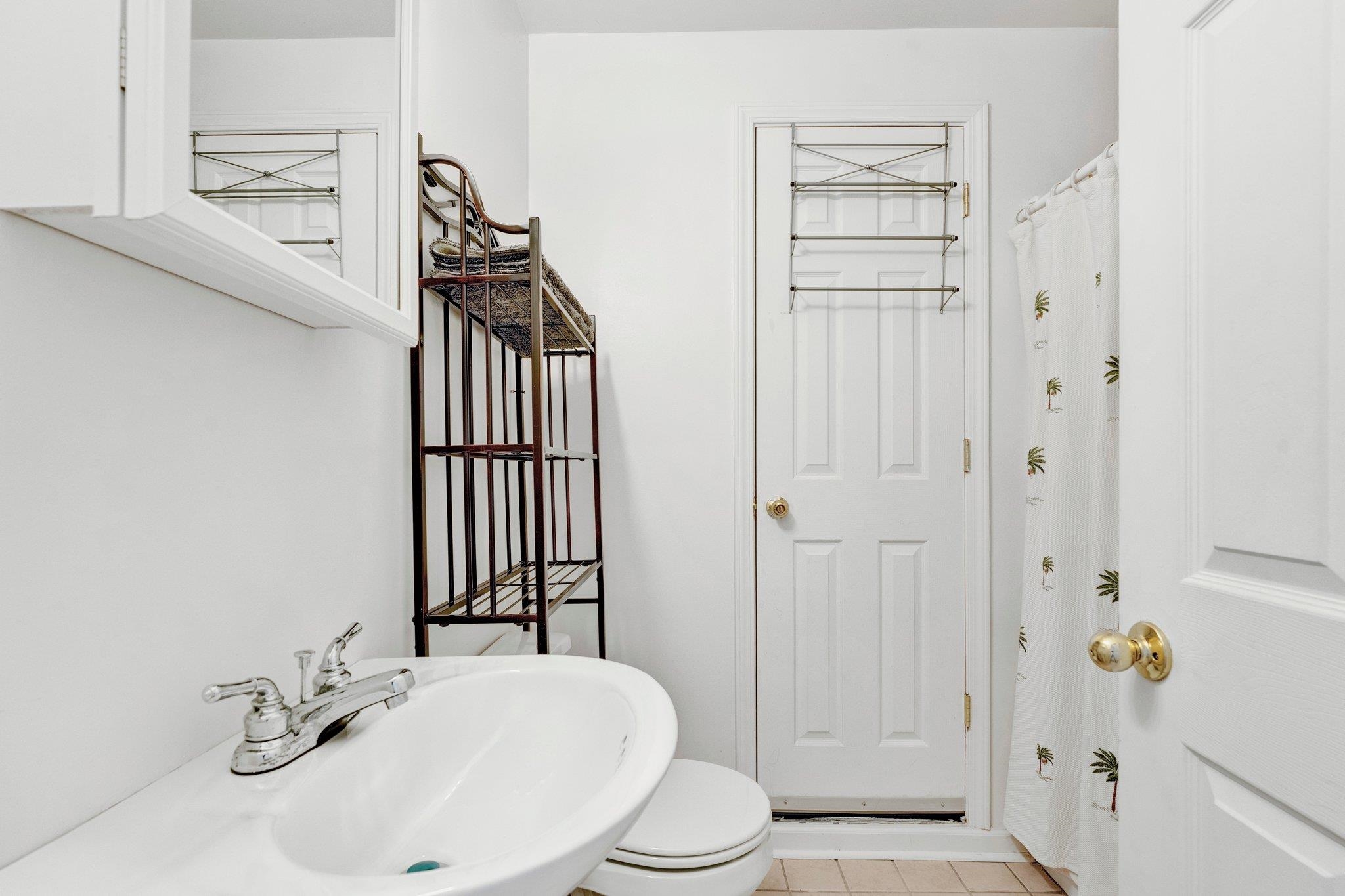 75 MABEL LN