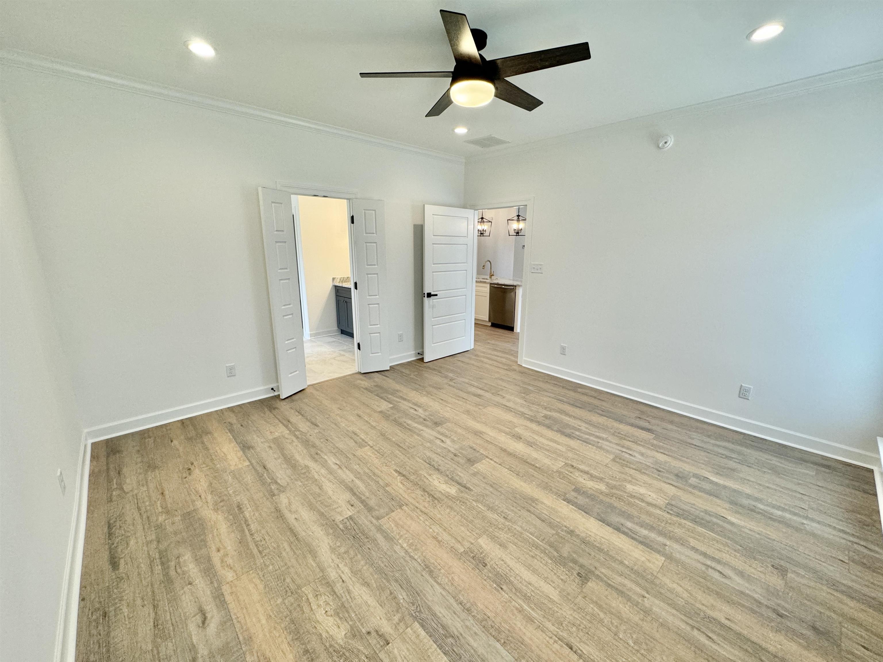 17 EDITH LN