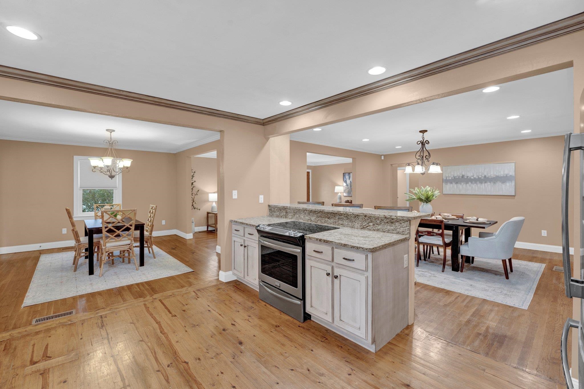 1060 BEAVER CREEK RD