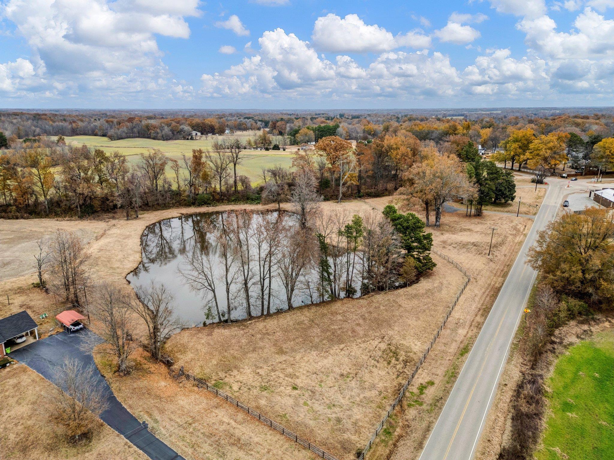 1060 BEAVER CREEK RD