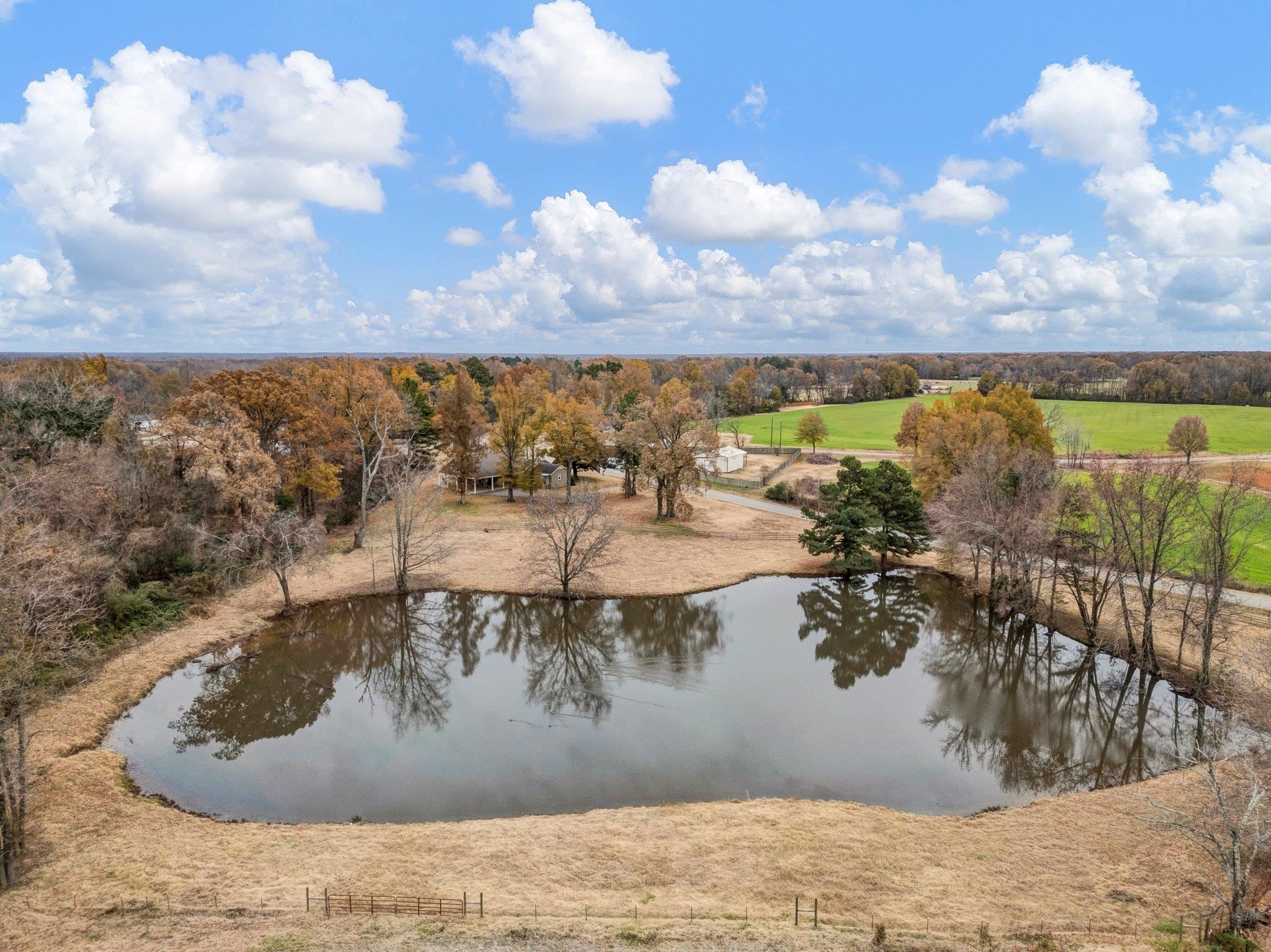 1060 BEAVER CREEK RD