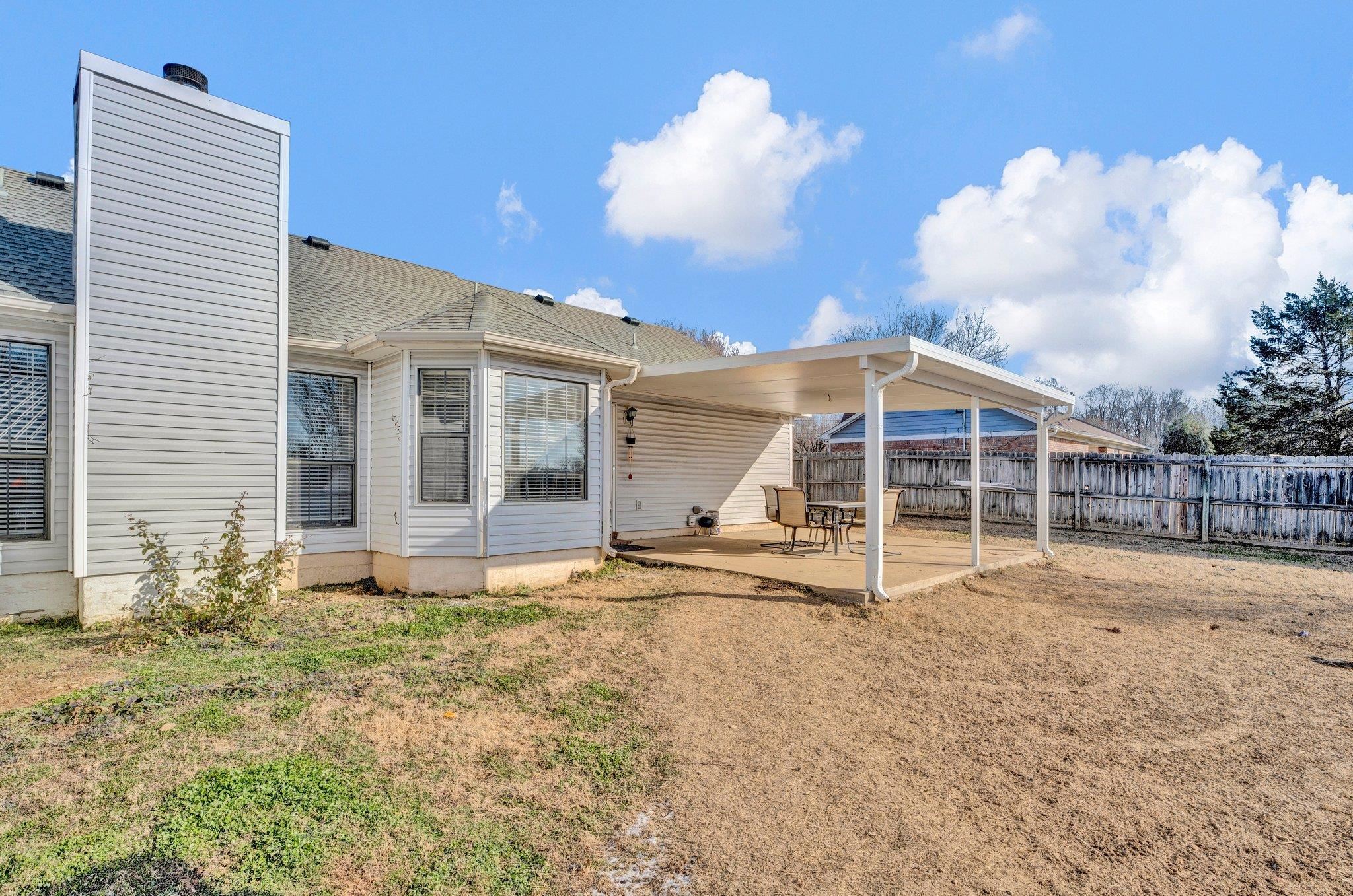 205 KATHLEEN DR