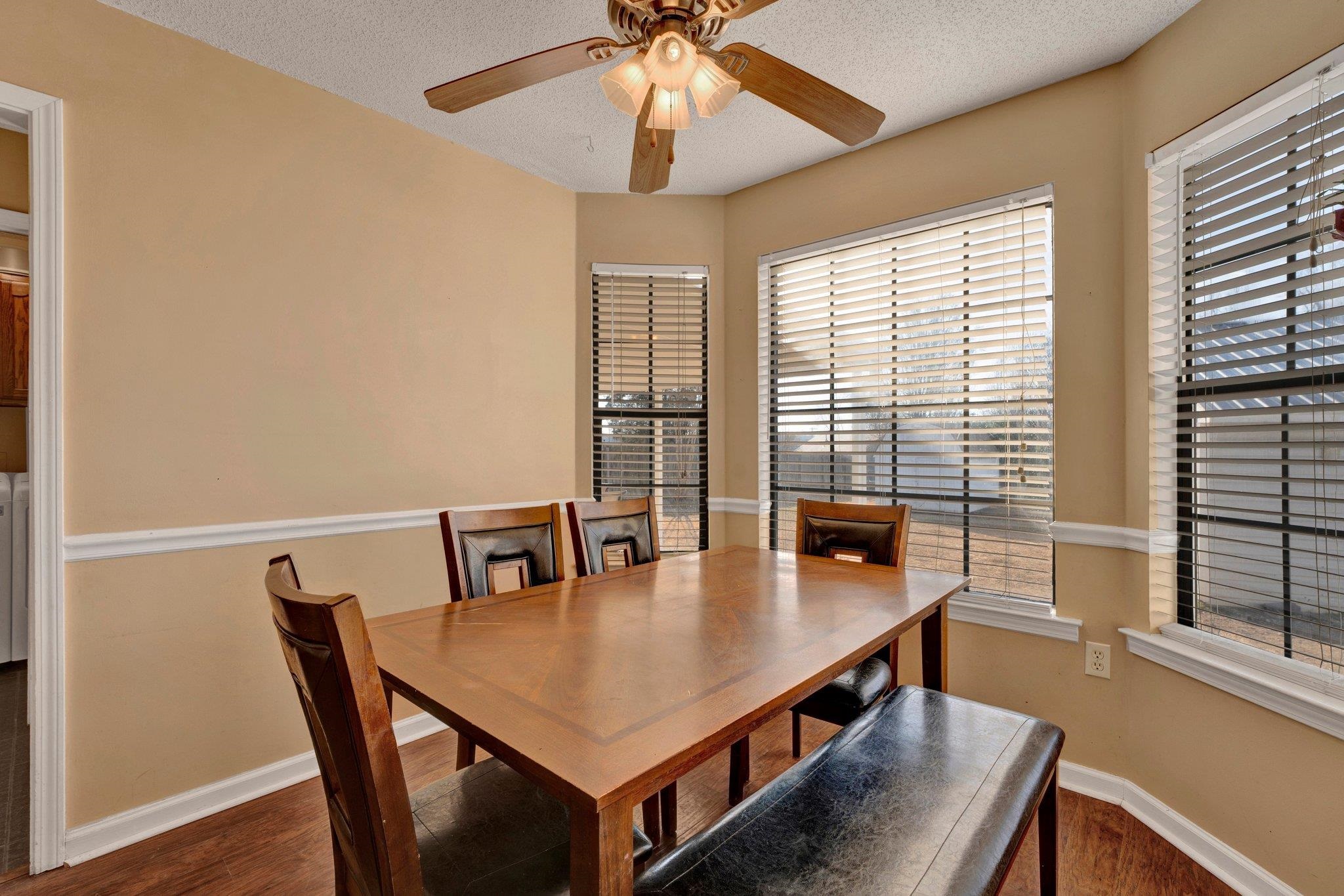 205 KATHLEEN DR