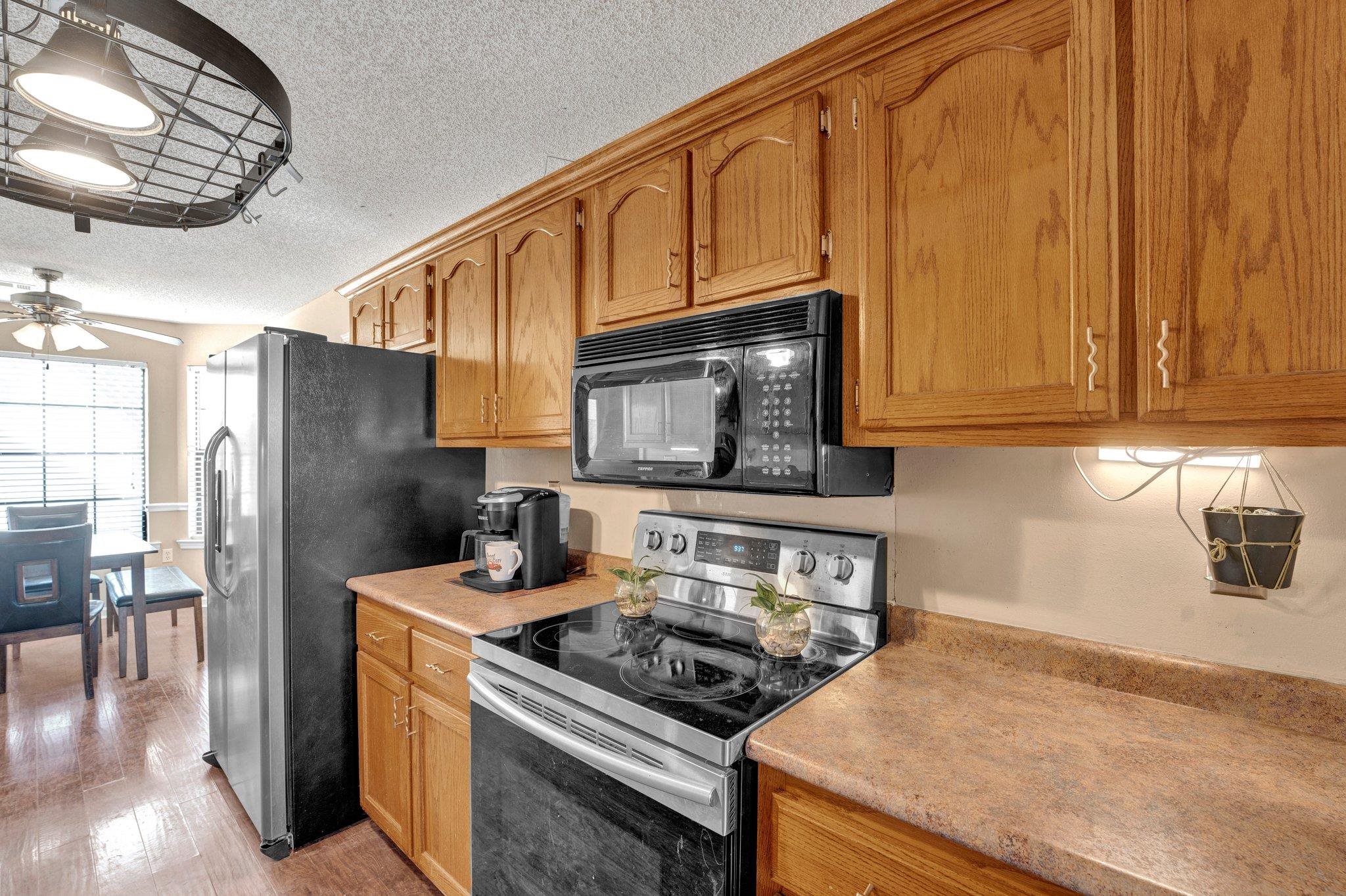 205 KATHLEEN DR