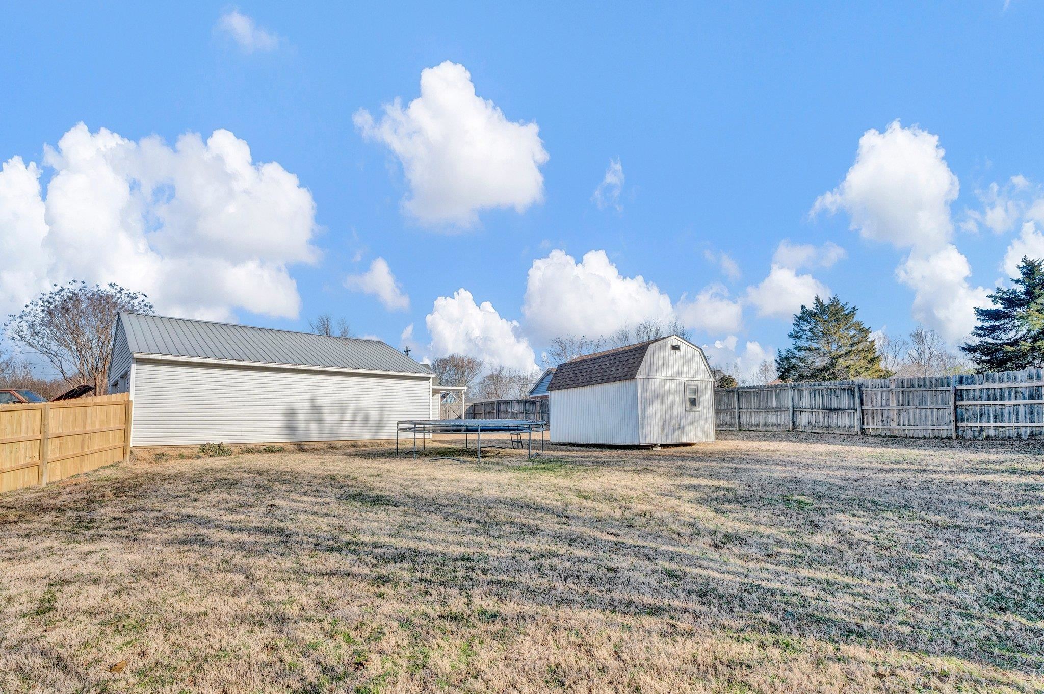 205 KATHLEEN DR