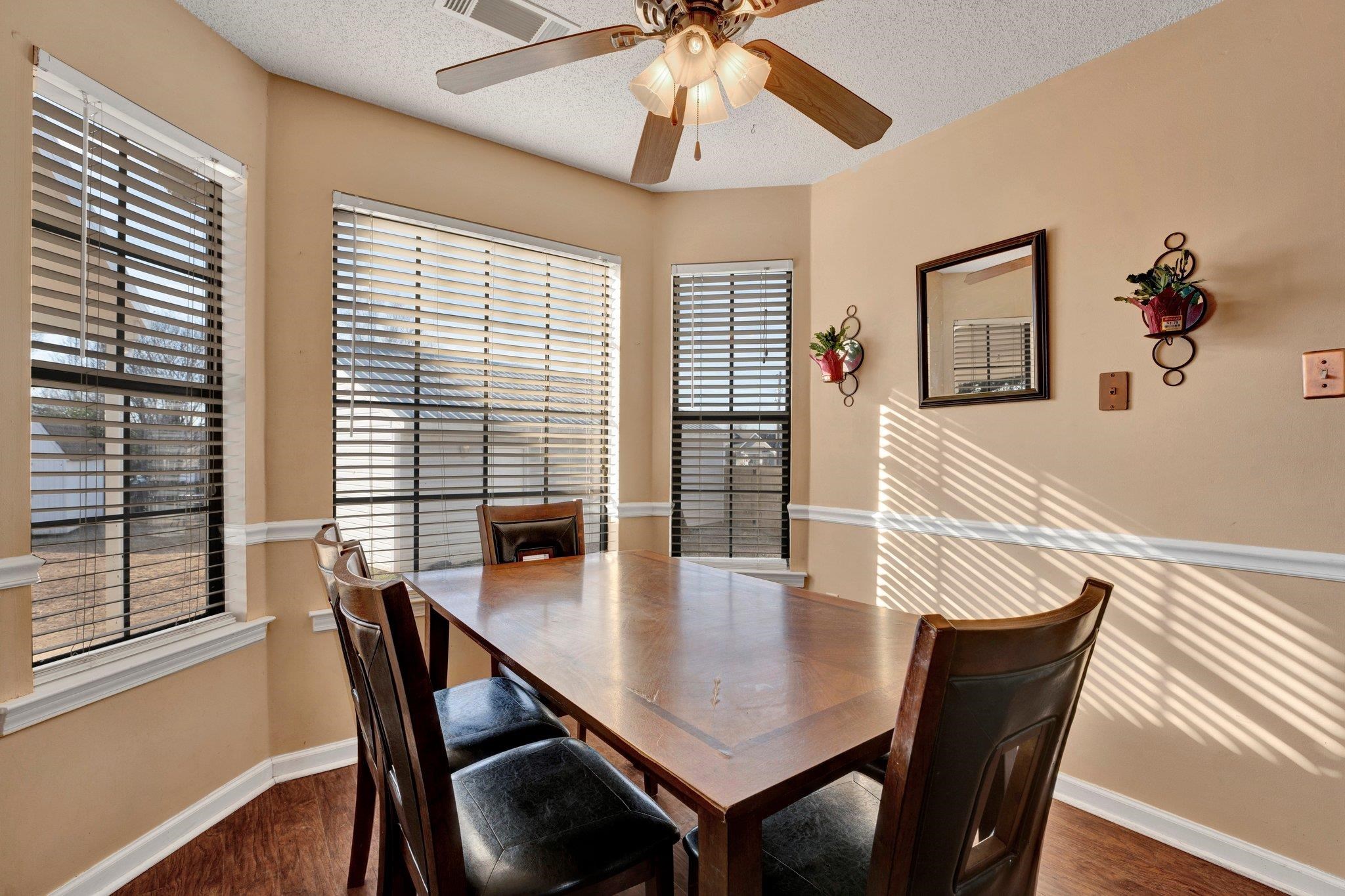 205 KATHLEEN DR