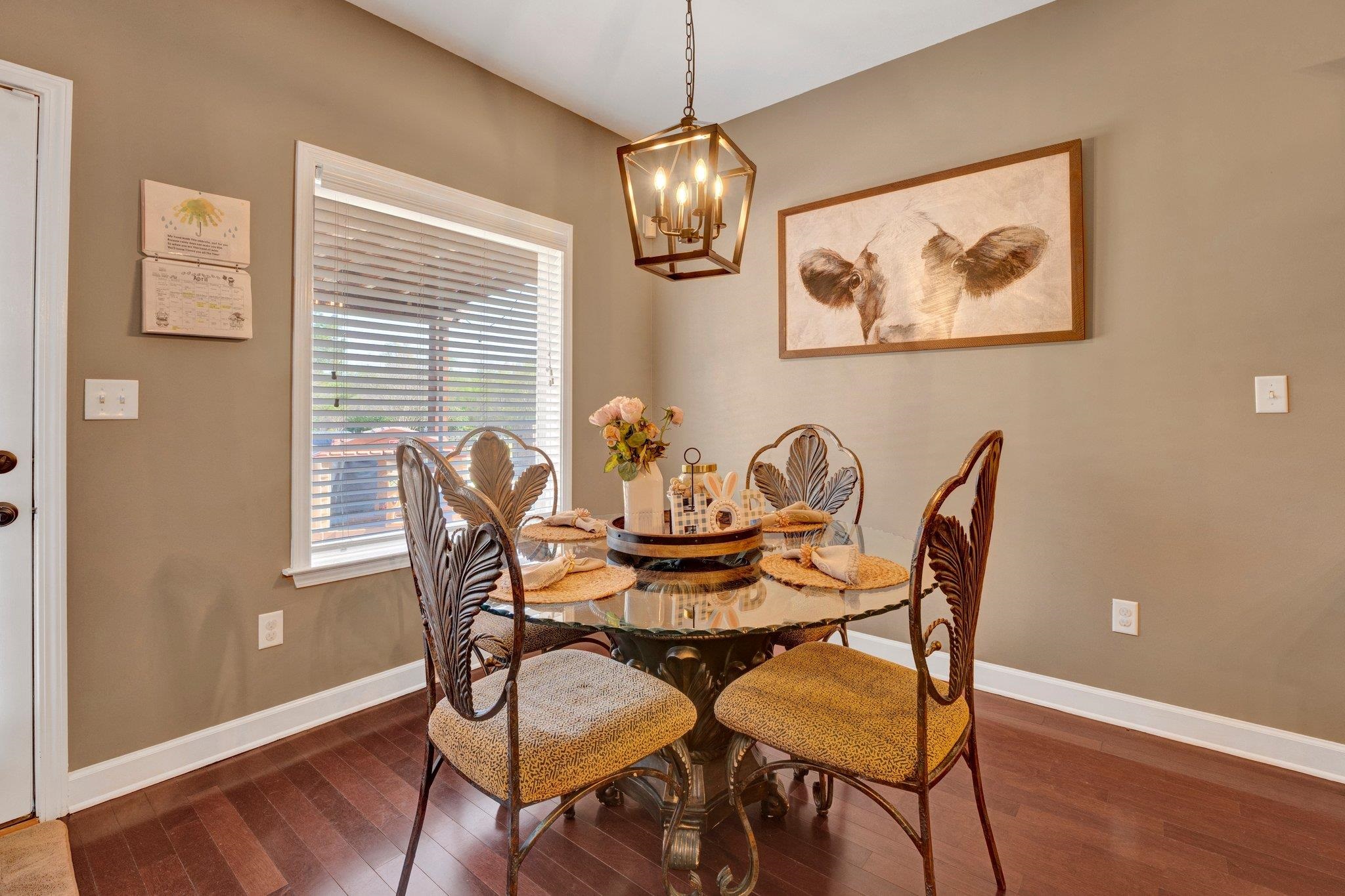 8886 VILLAGE CREEK DR