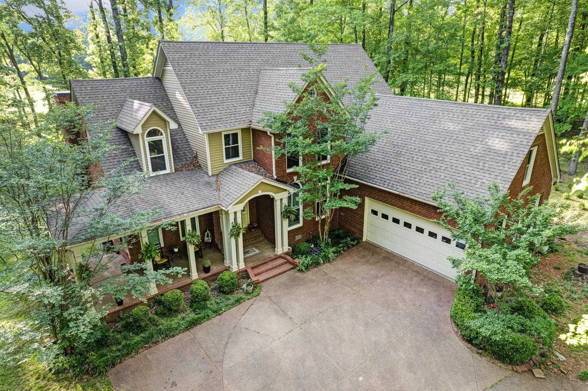 2261 INDIAN CREEK RD