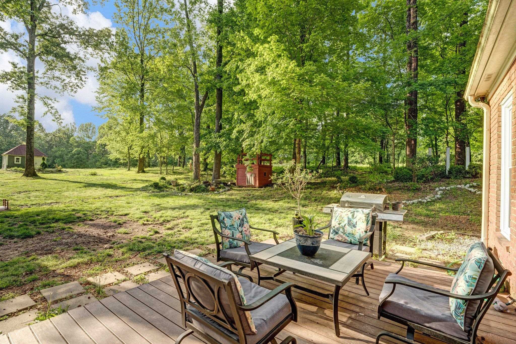 2261 INDIAN CREEK RD