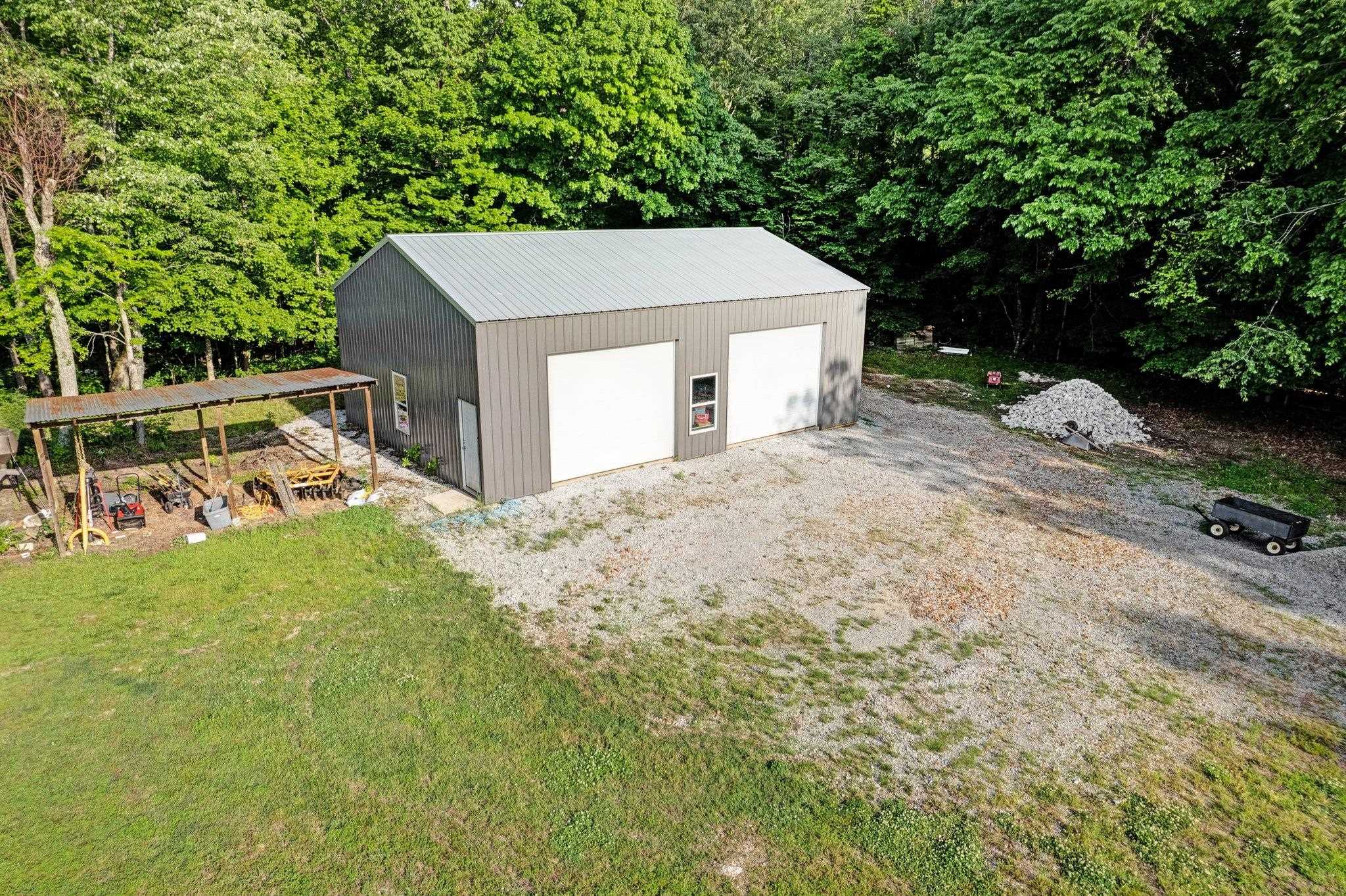 2261 INDIAN CREEK RD