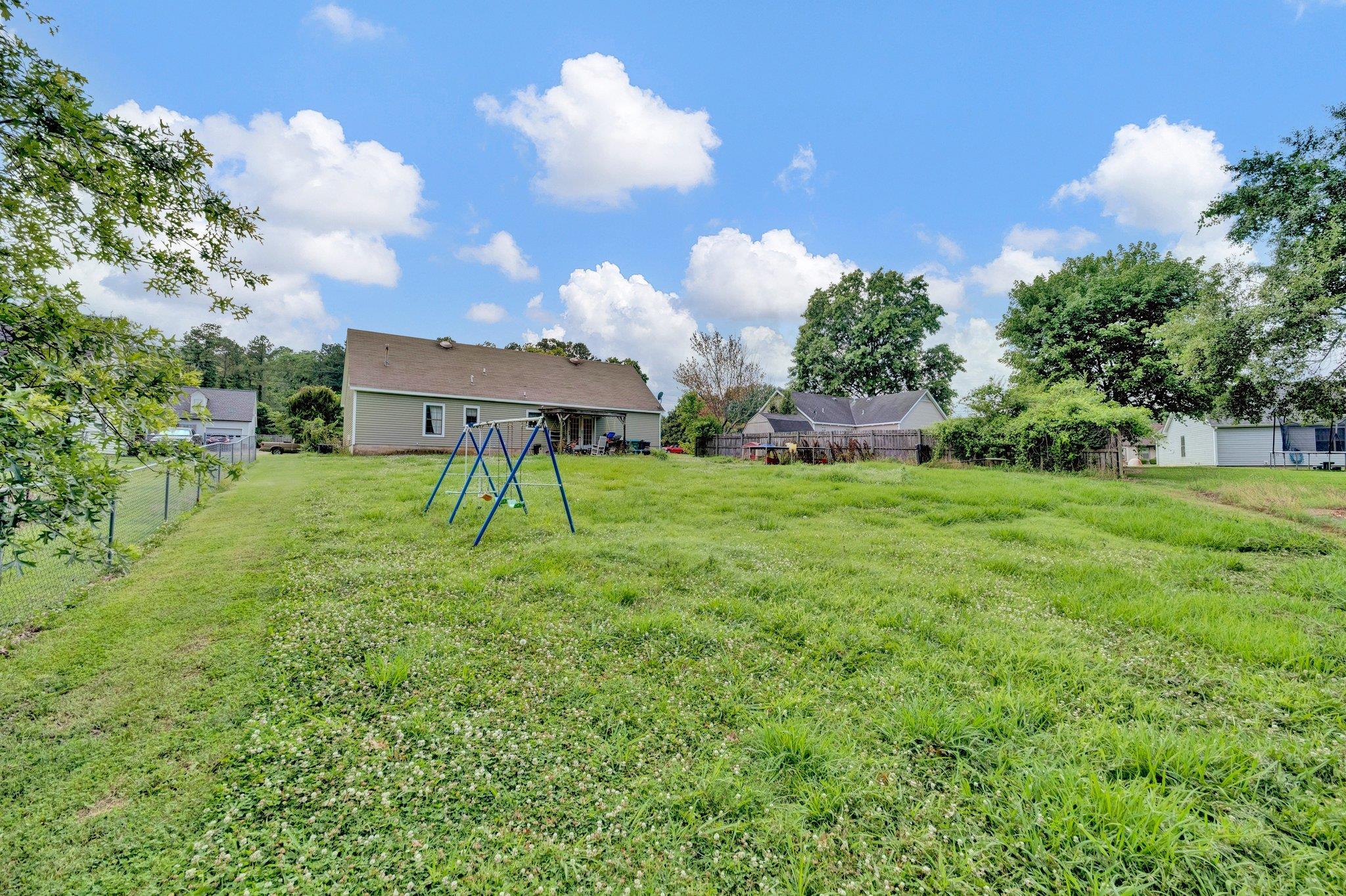 181 DONNA DR