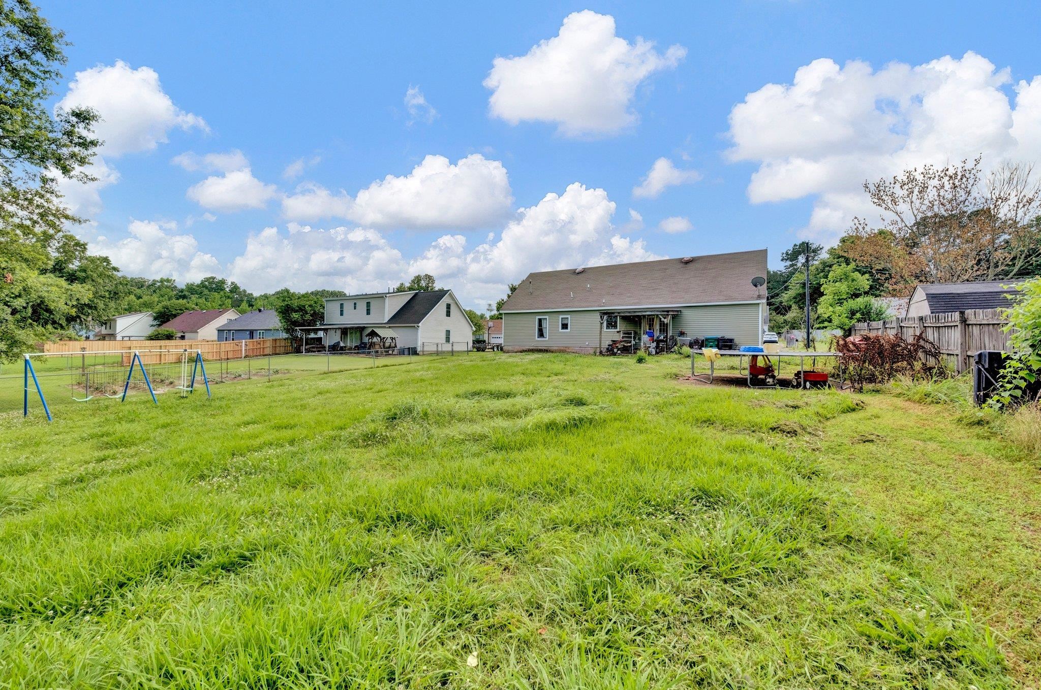 181 DONNA DR