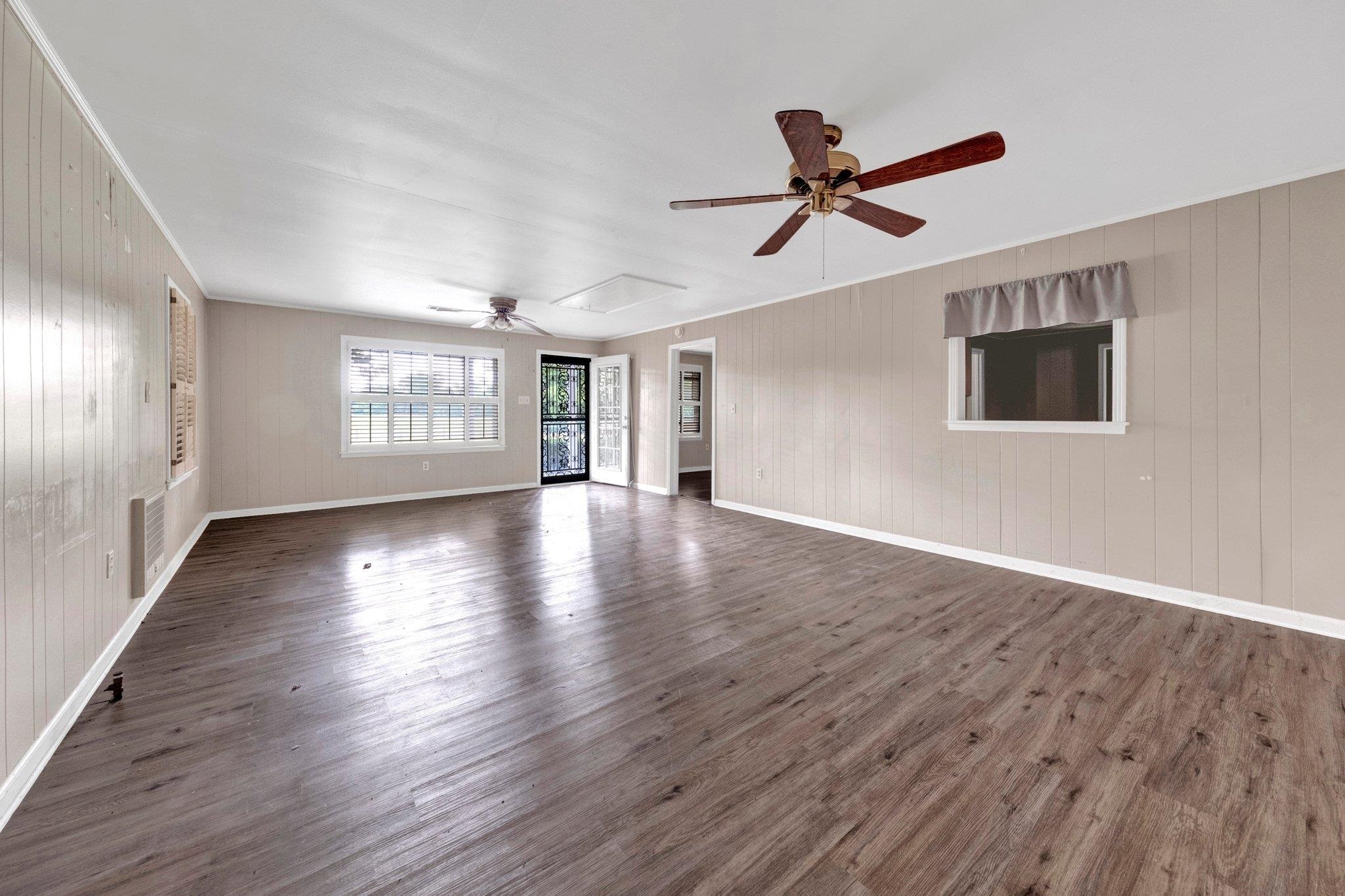 1202 BUCKSNORT RD