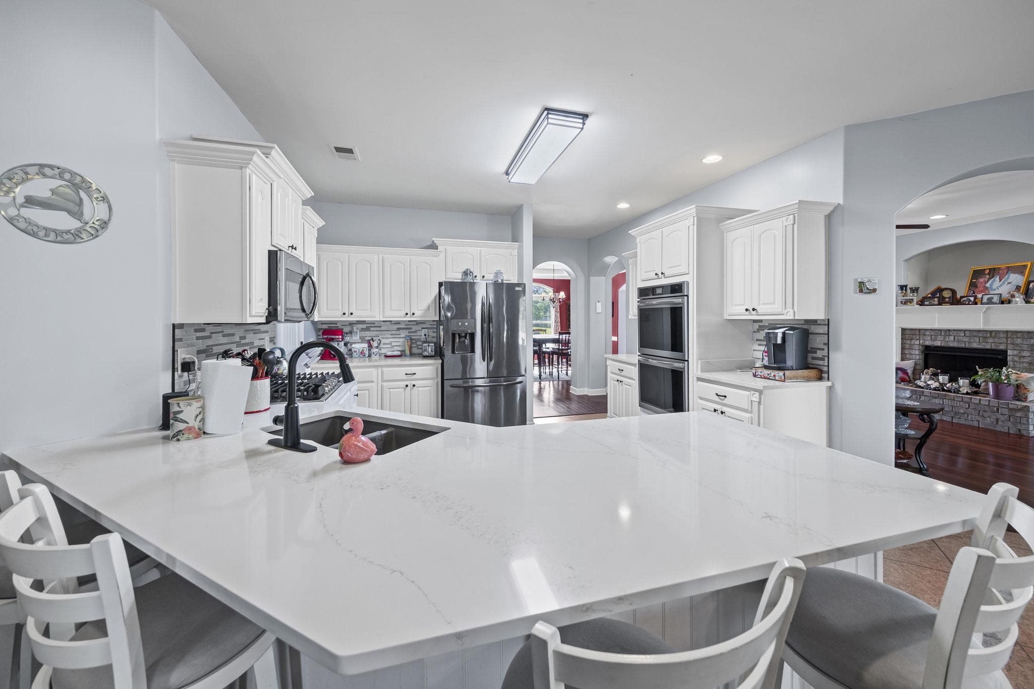 336 STERLING RIDGE DR