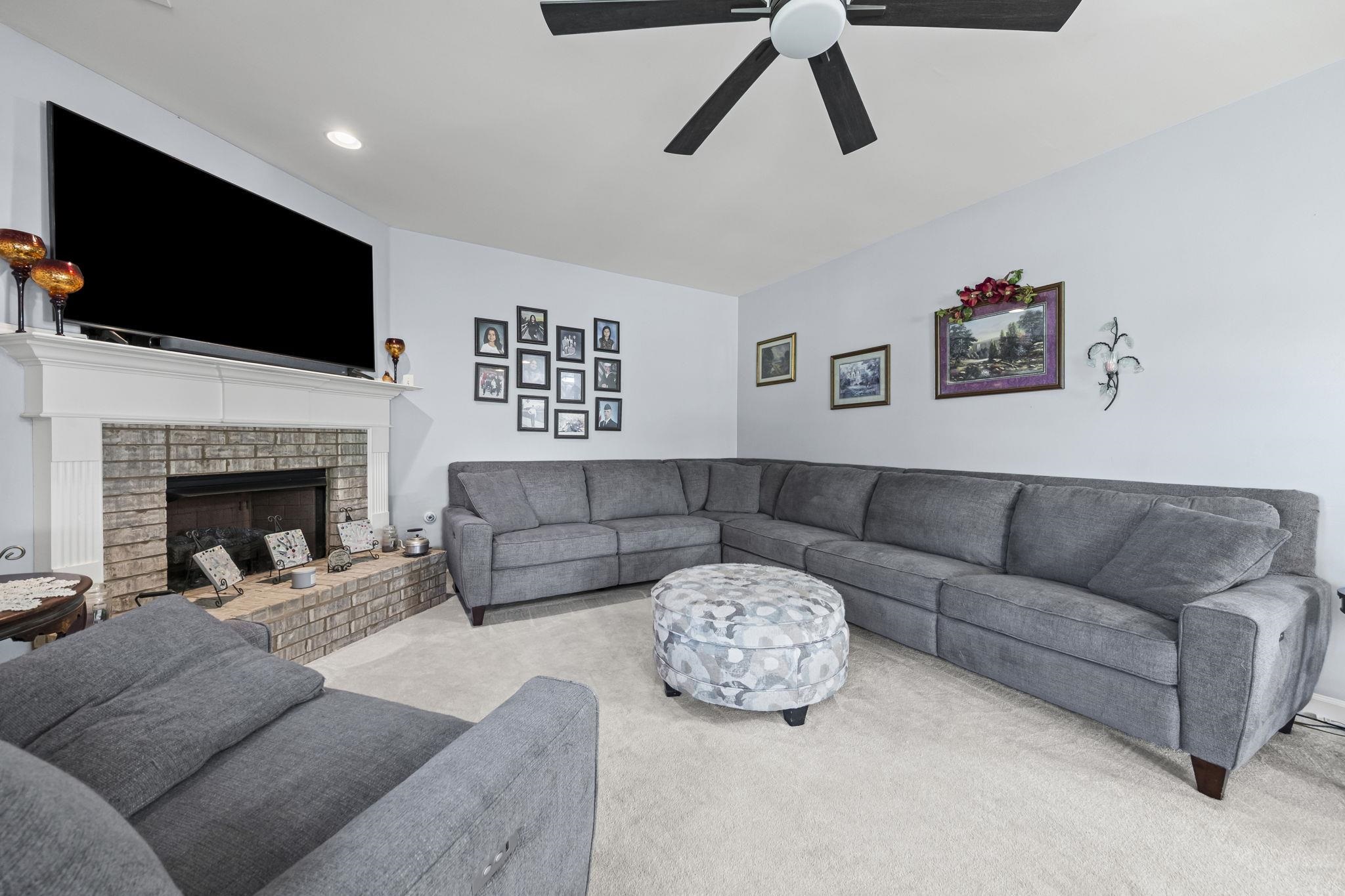 336 STERLING RIDGE DR