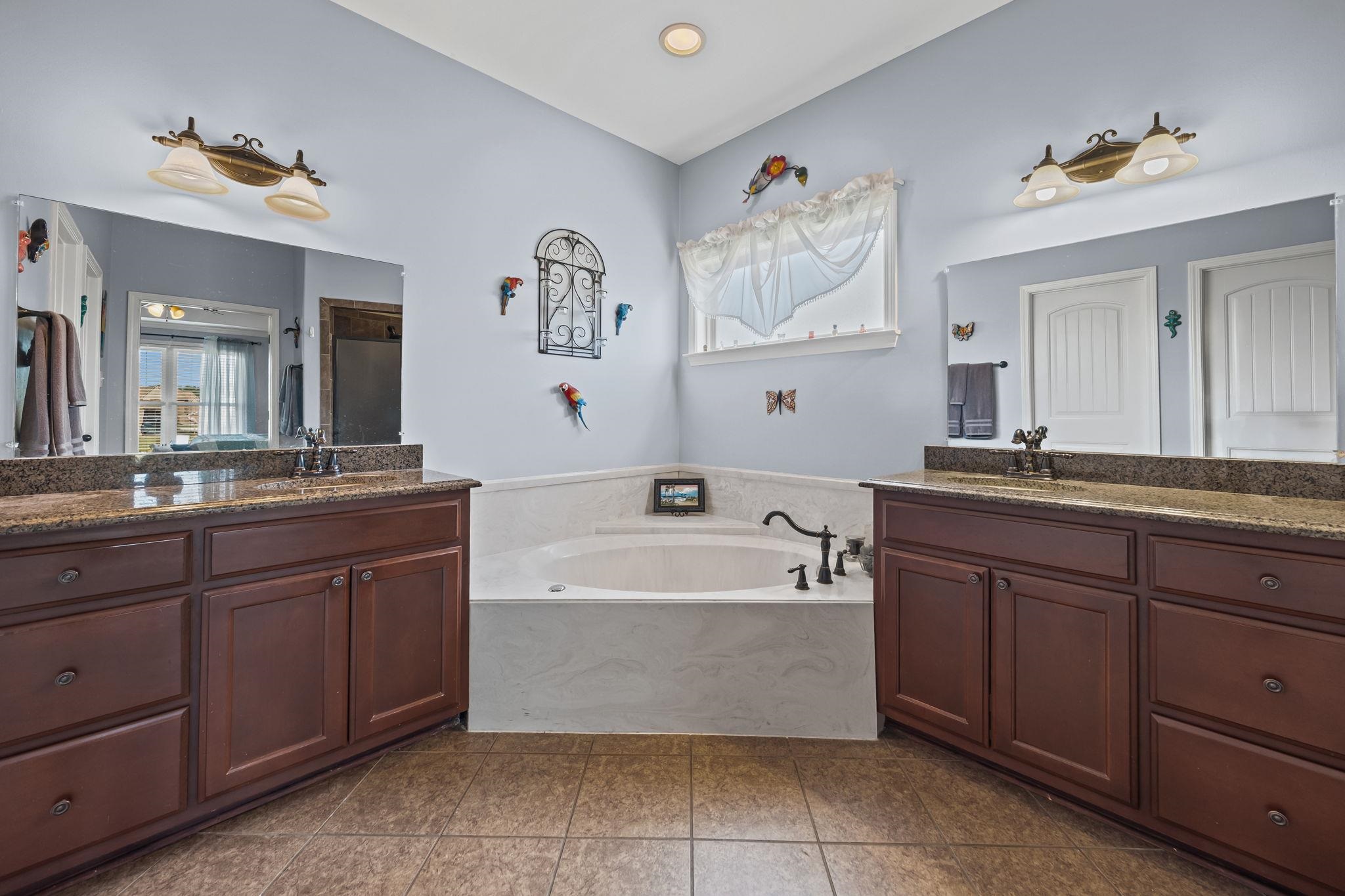 336 STERLING RIDGE DR
