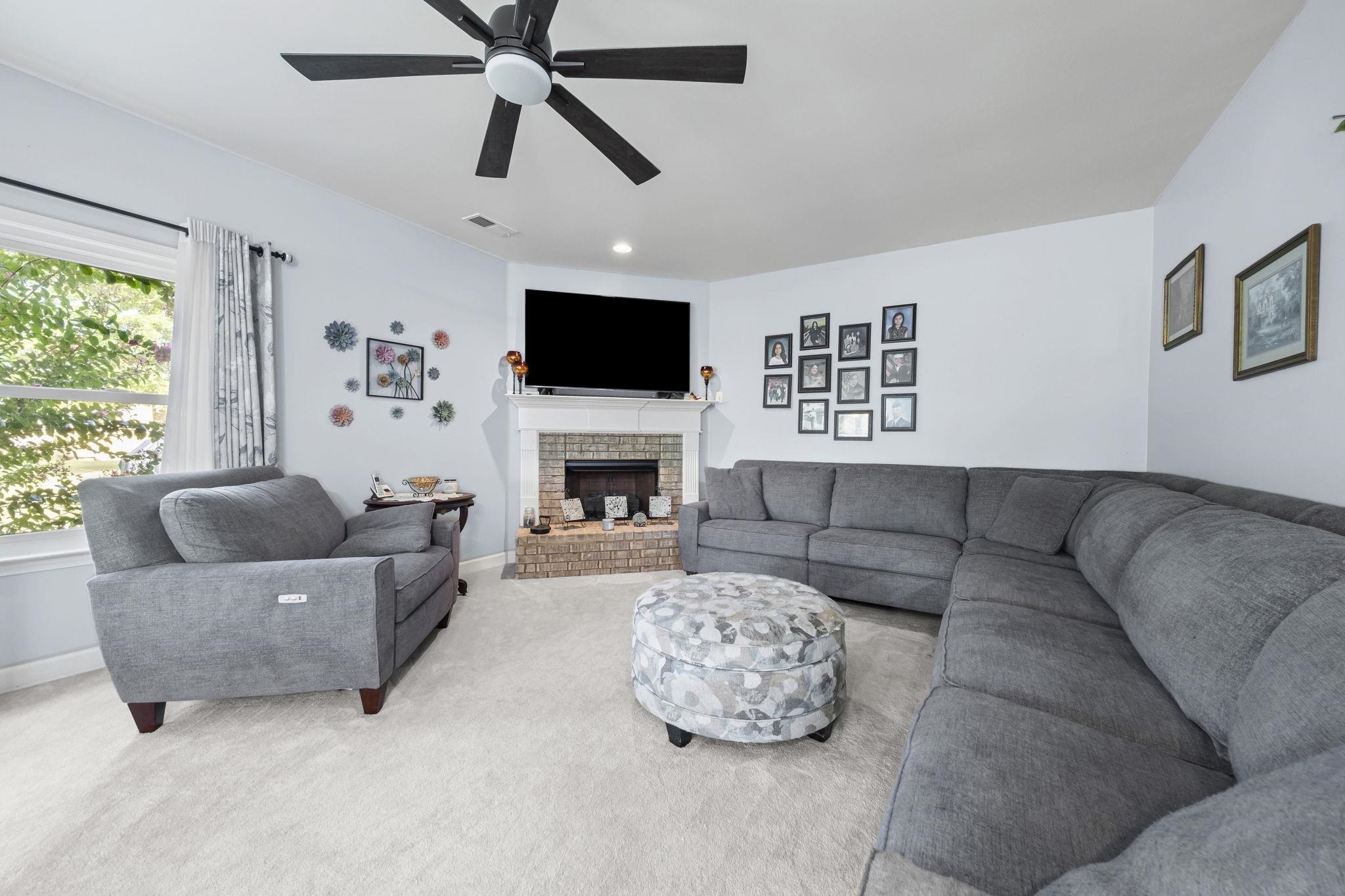 336 STERLING RIDGE DR