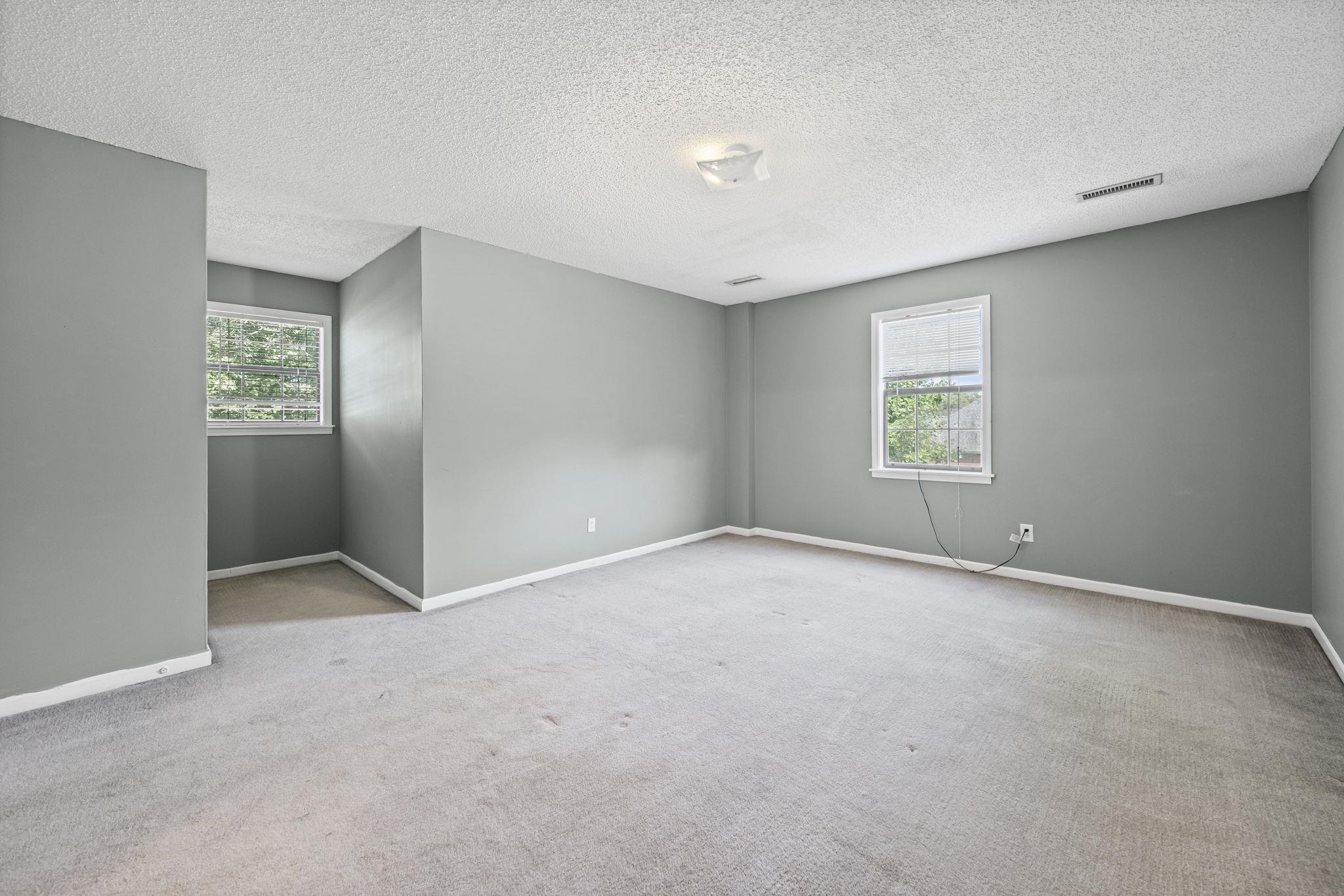143 ASHLEY LN