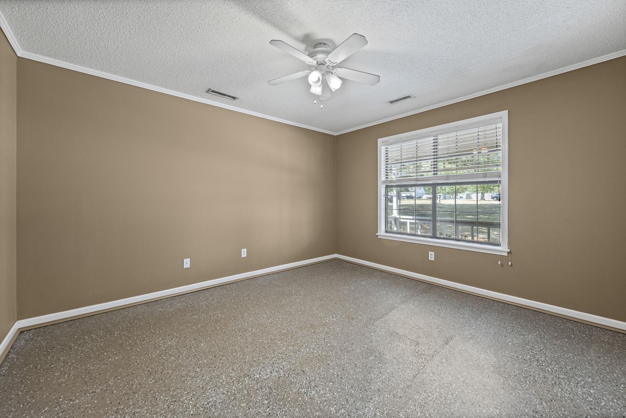143 ASHLEY LN
