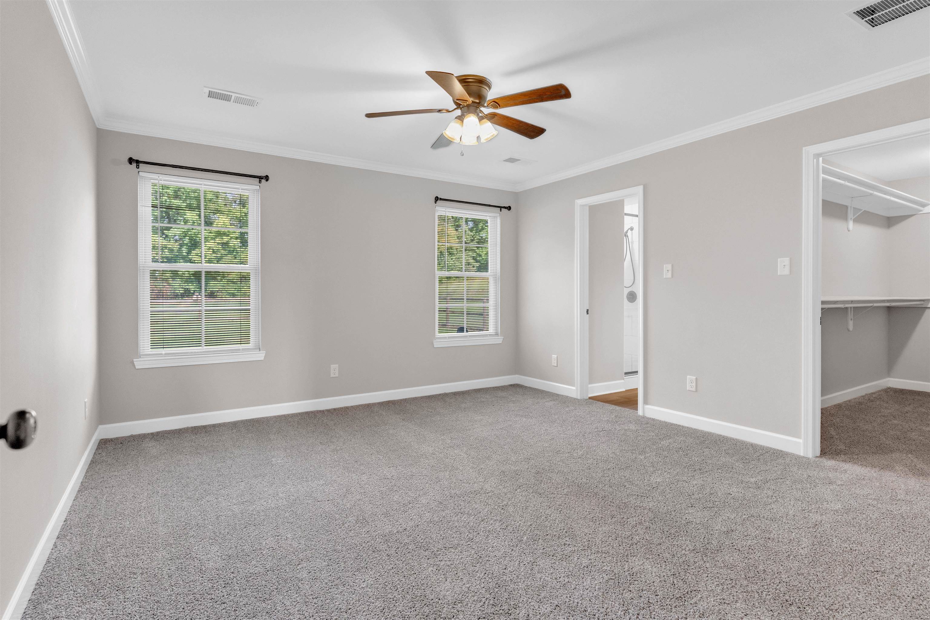 340 LILLIE LN