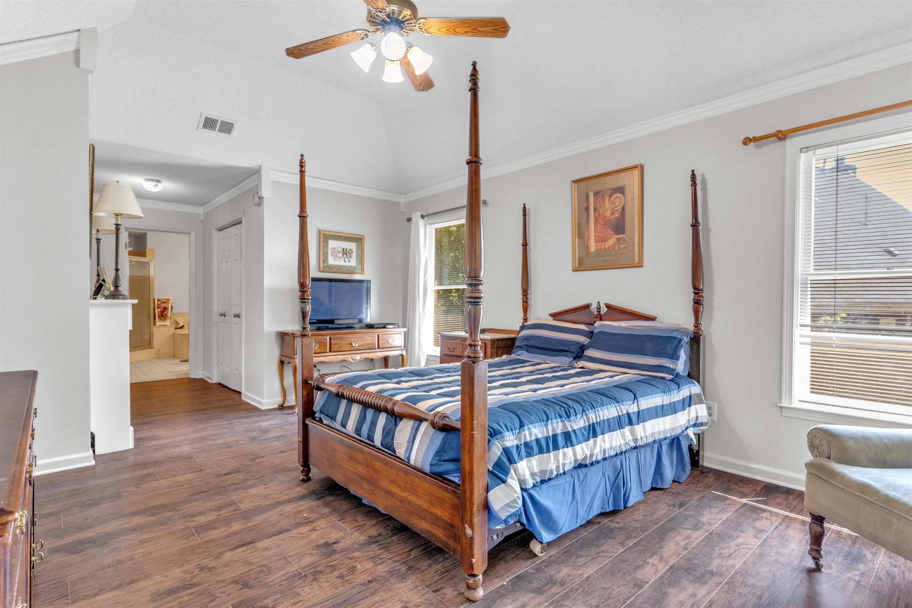 8716 GRANDBURY PL
