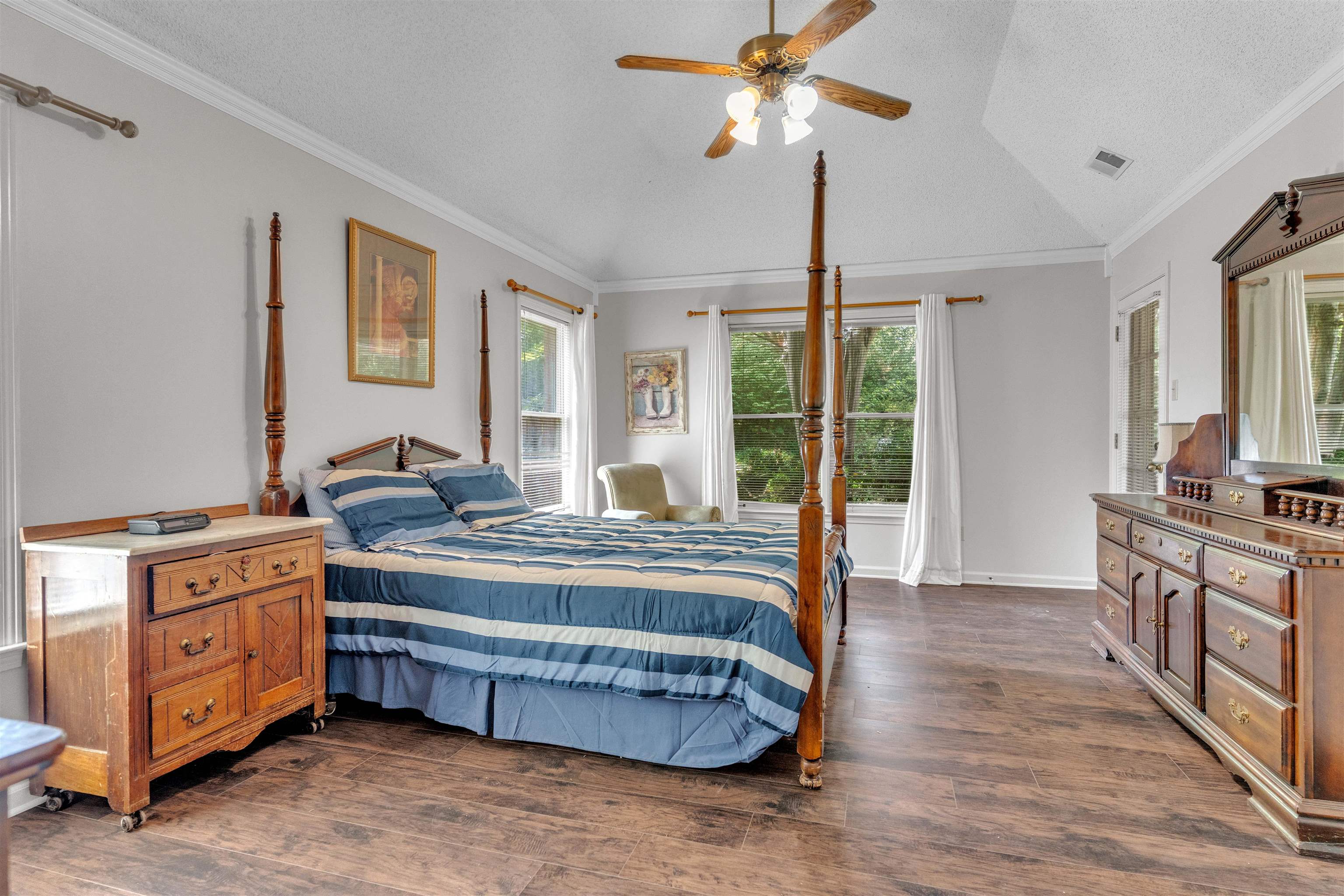 8716 GRANDBURY PL