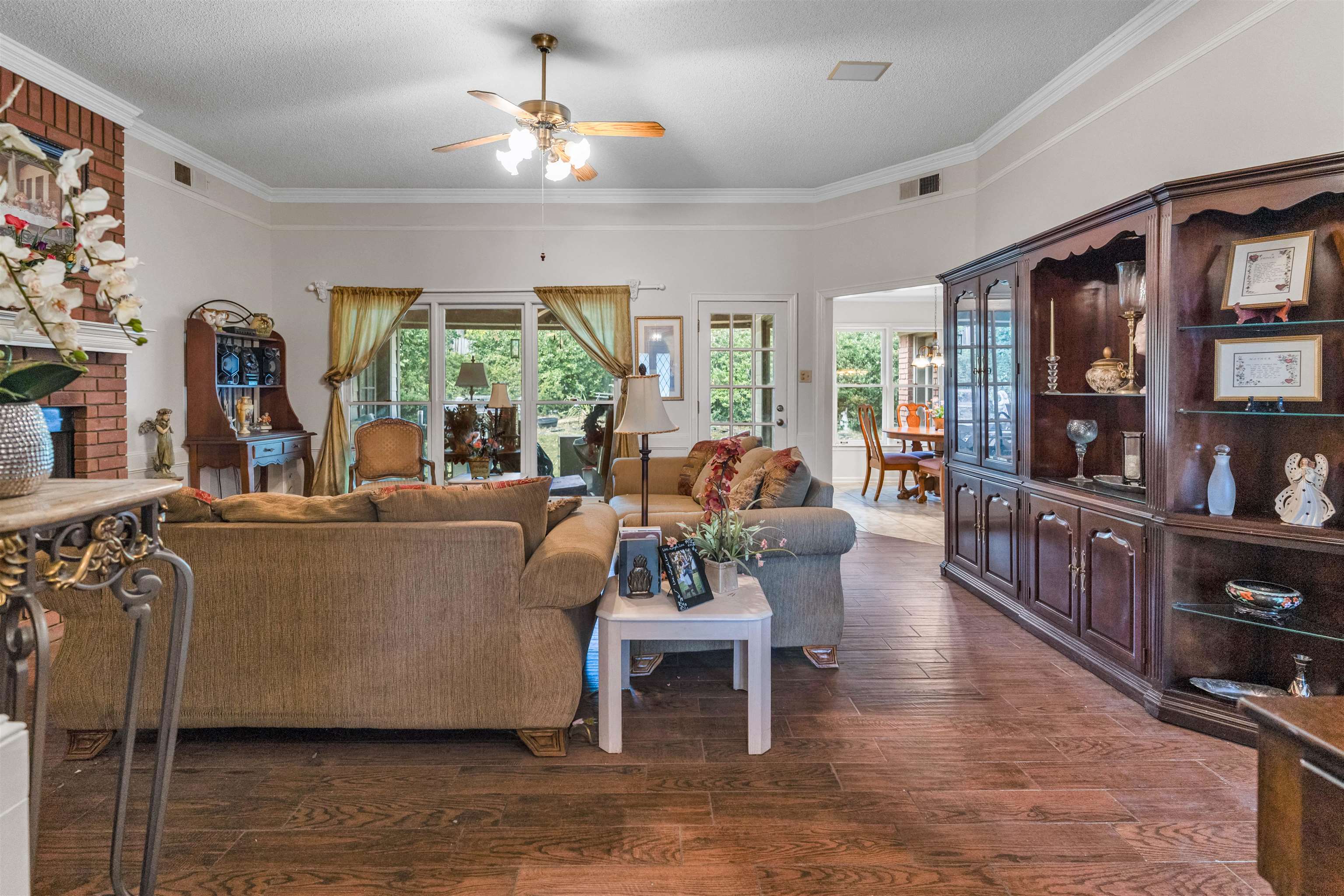 8716 GRANDBURY PL