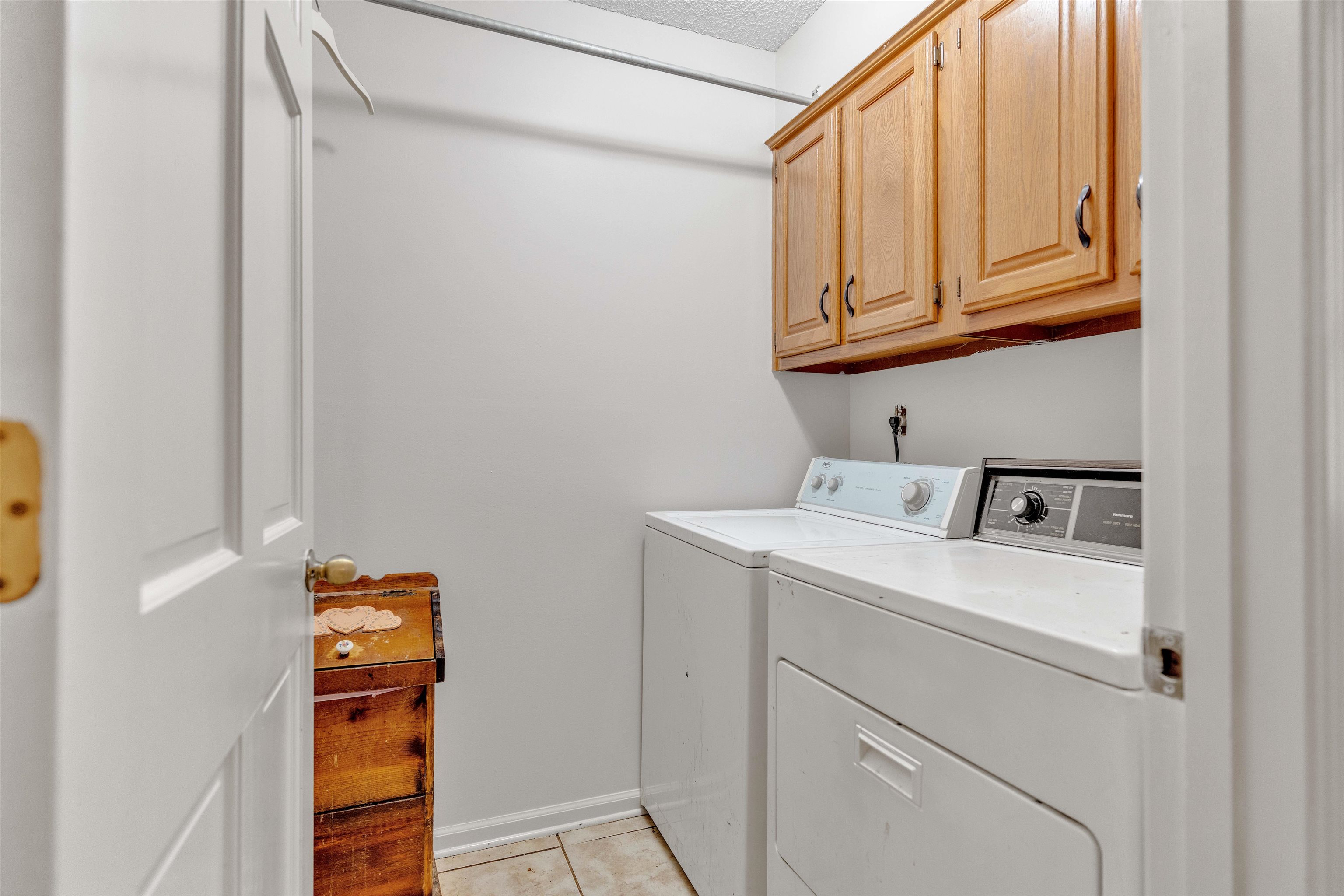 8716 GRANDBURY PL