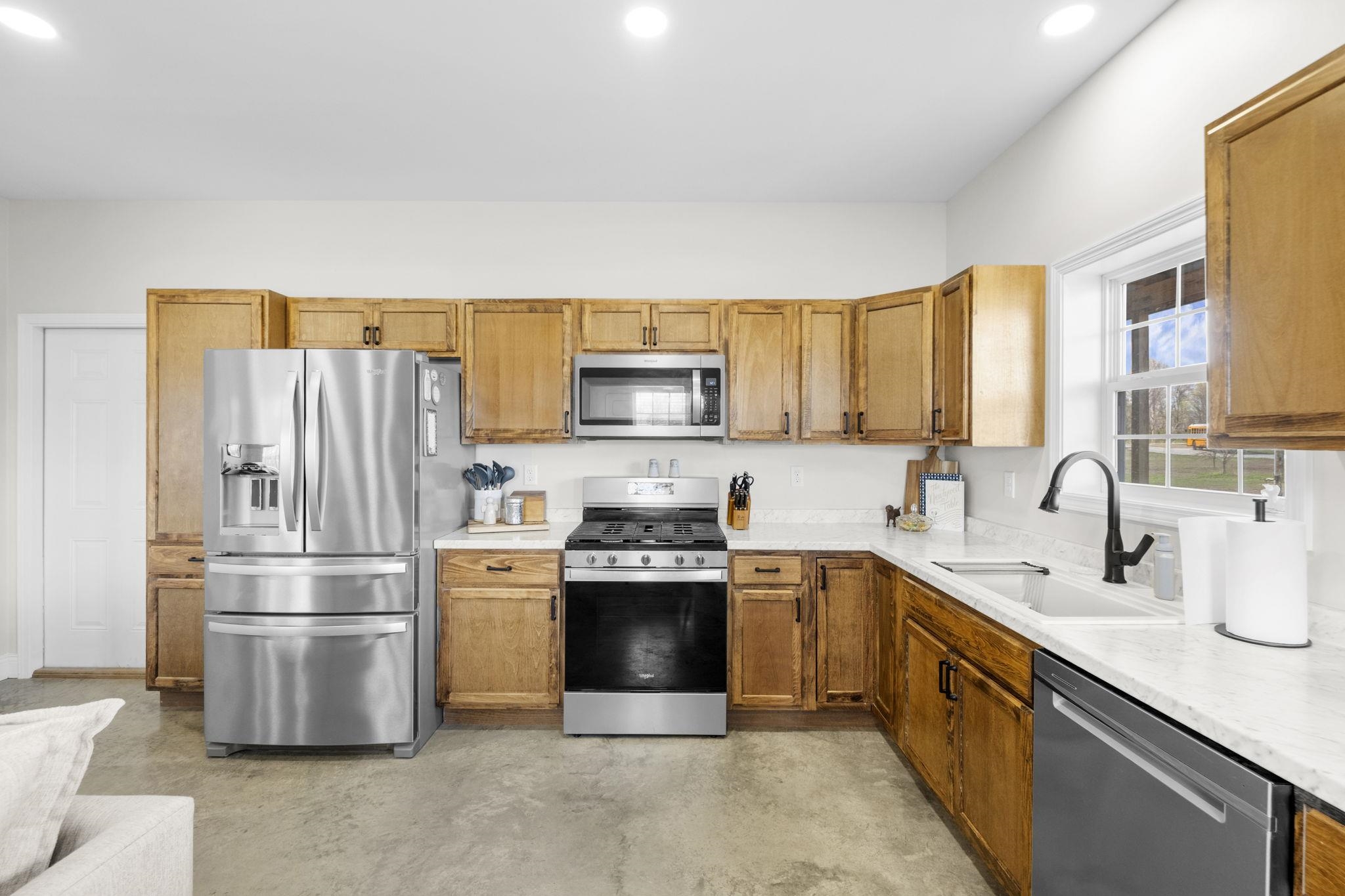 230 MCQUISTON RD
