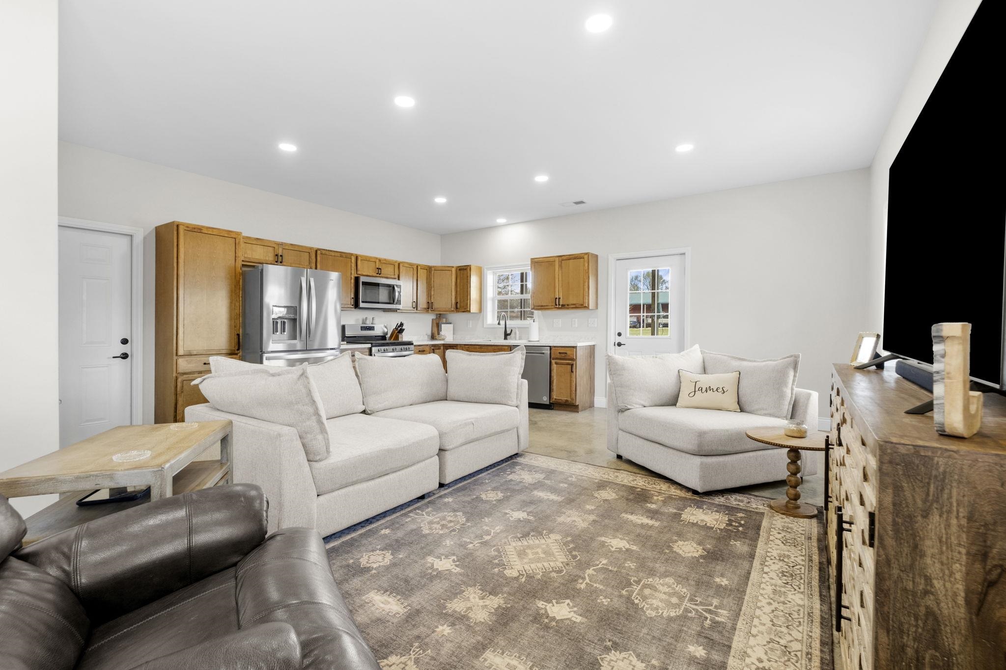 230 MCQUISTON RD