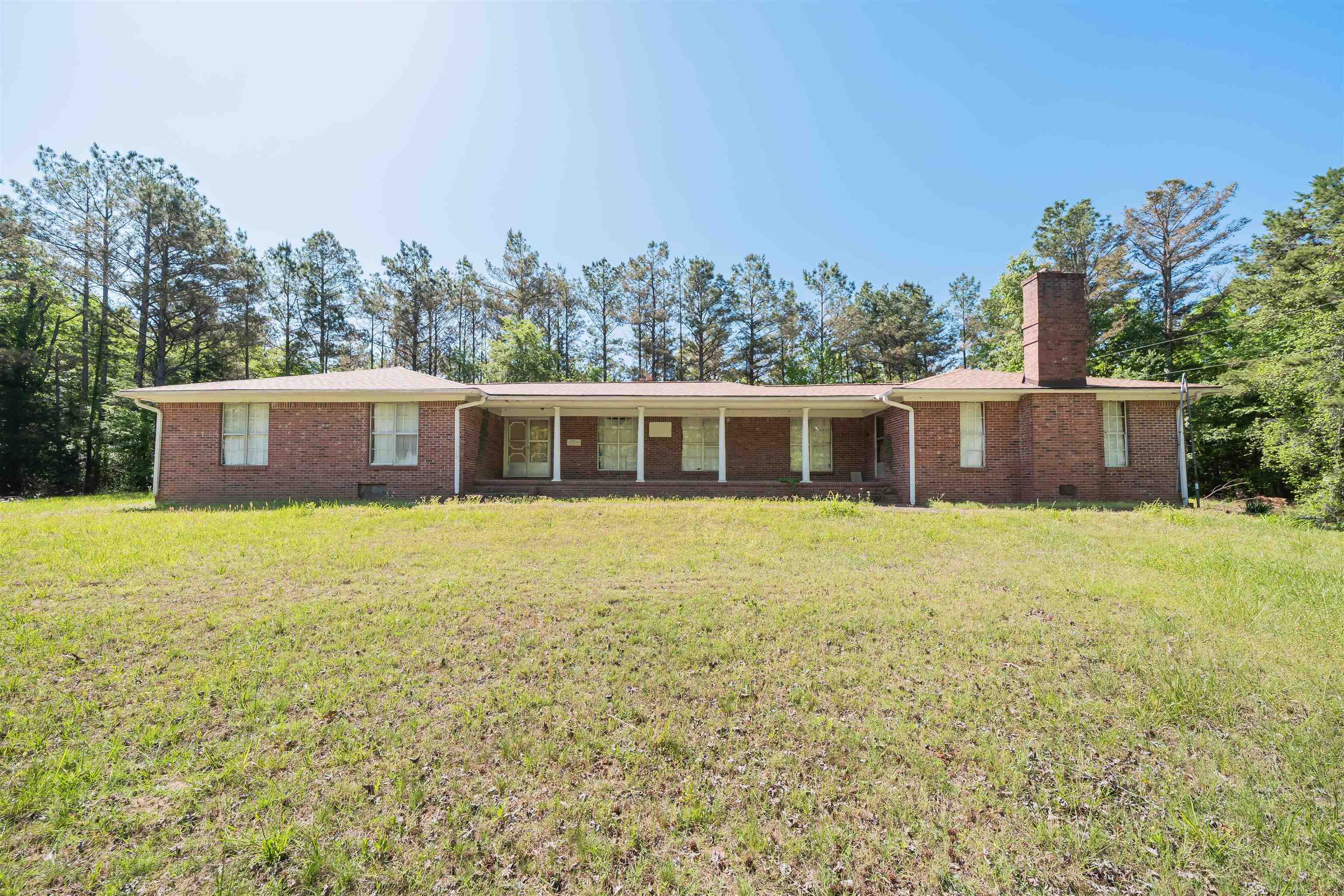 735 CALLAHAN LN