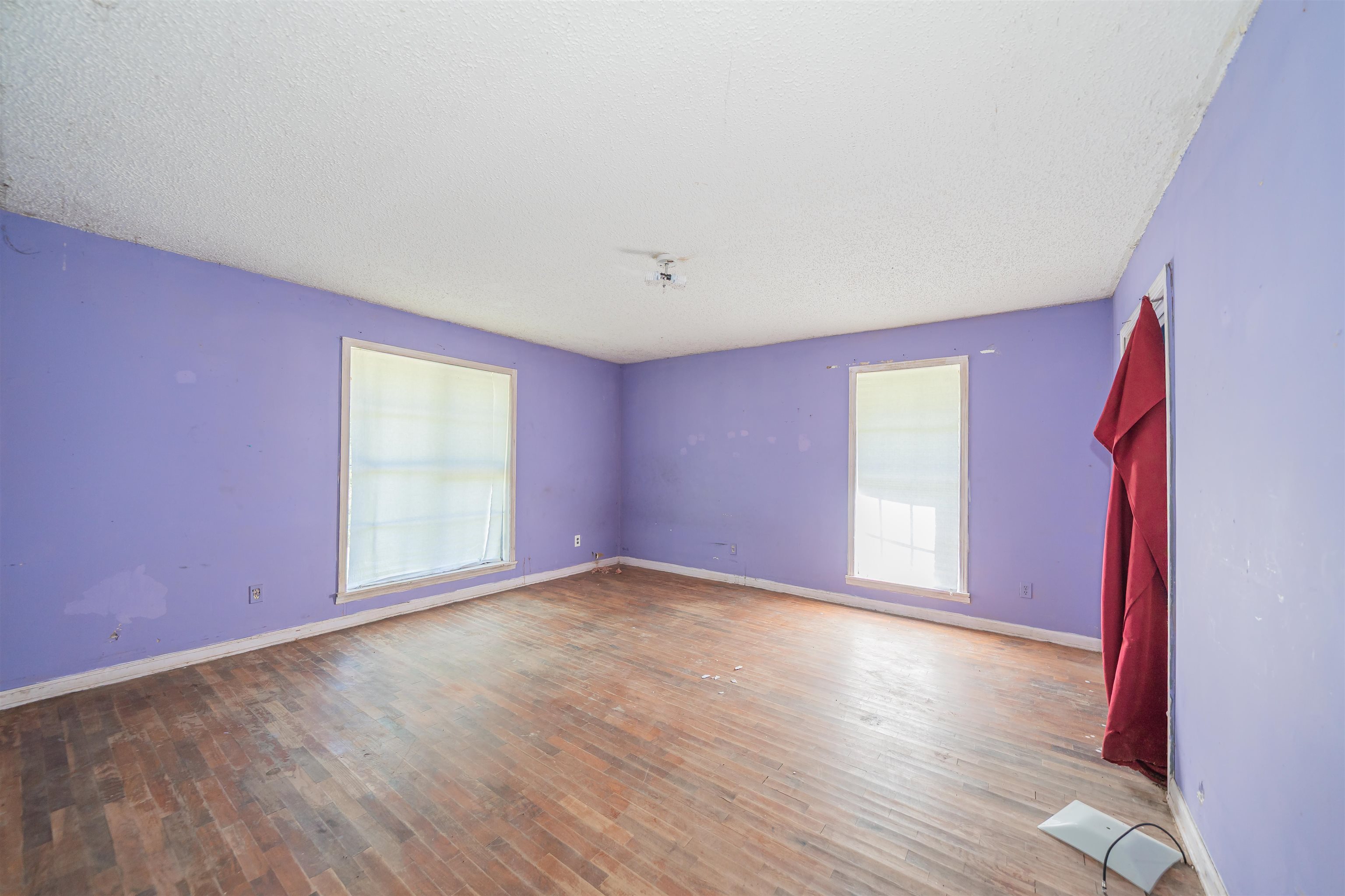 735 CALLAHAN LN