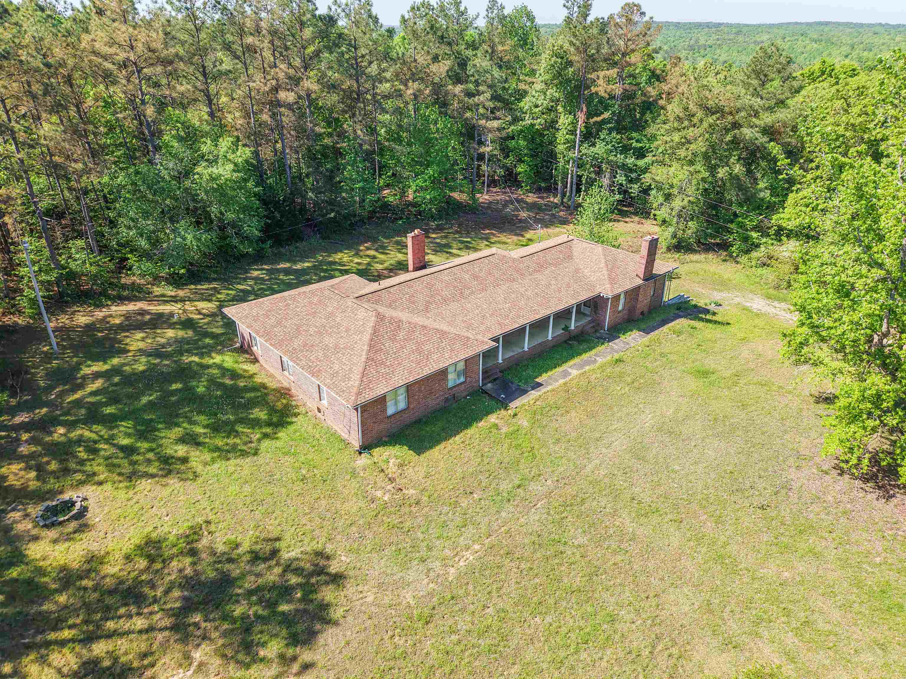 735 CALLAHAN LN