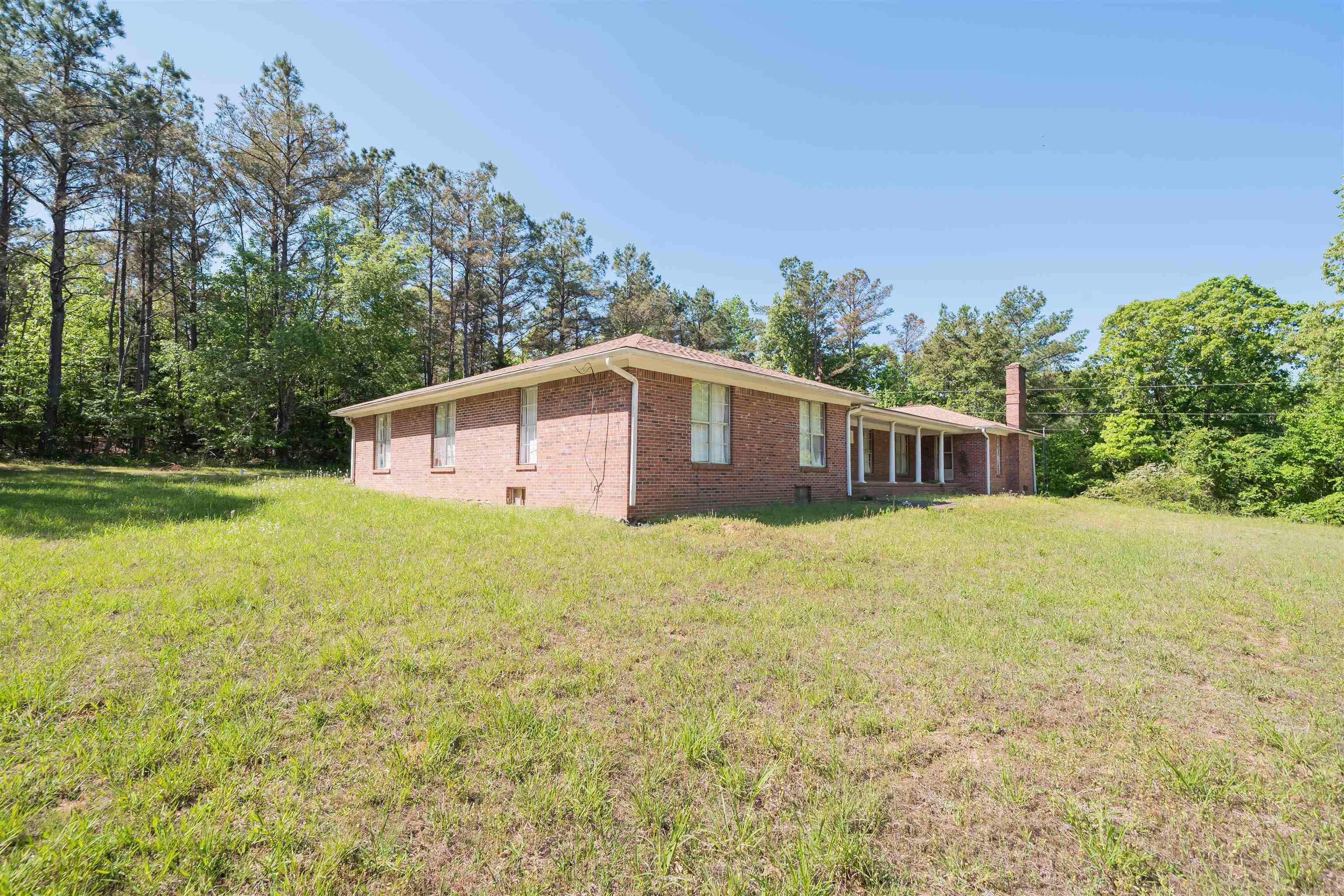 735 CALLAHAN LN