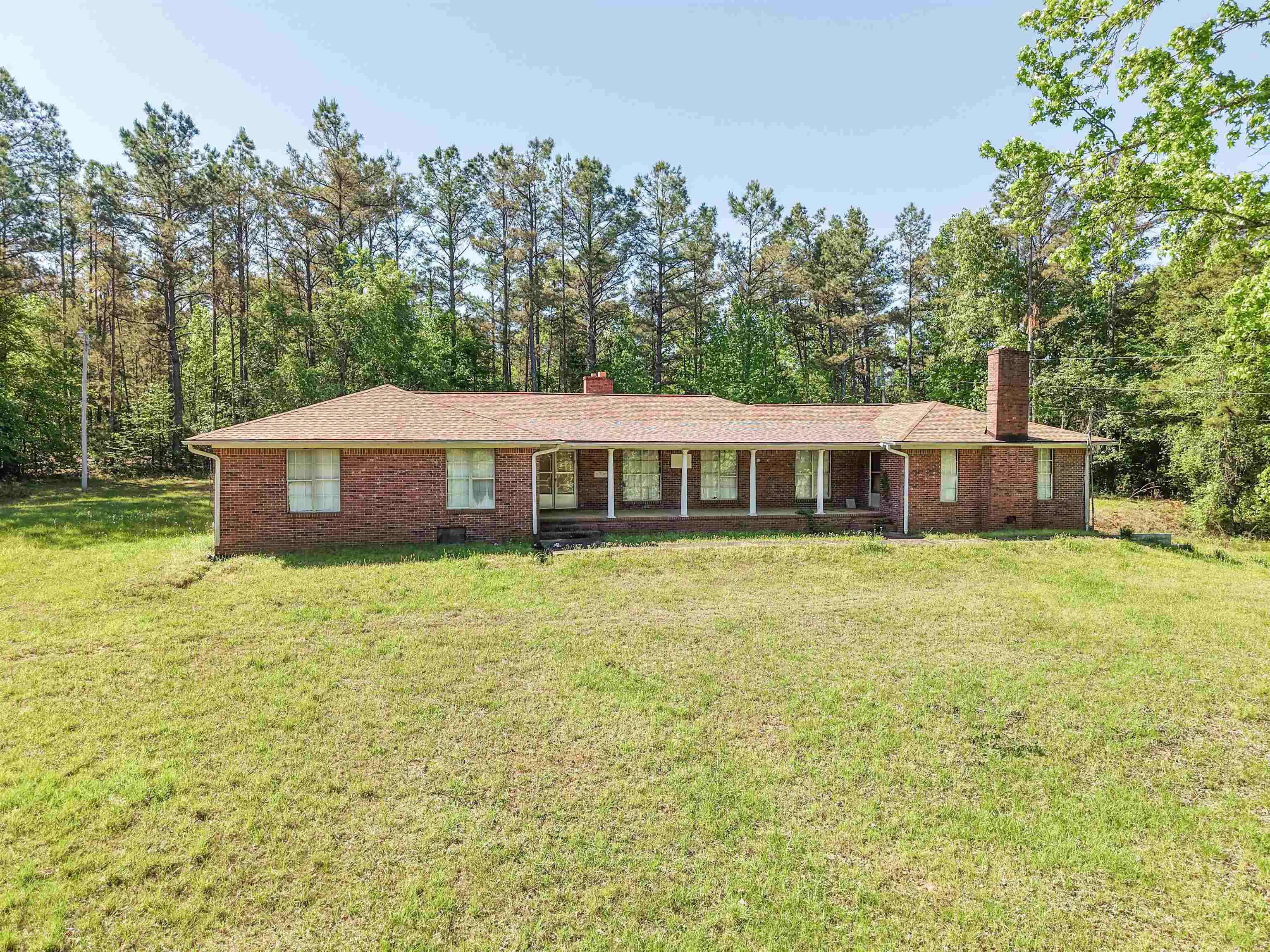 735 CALLAHAN LN