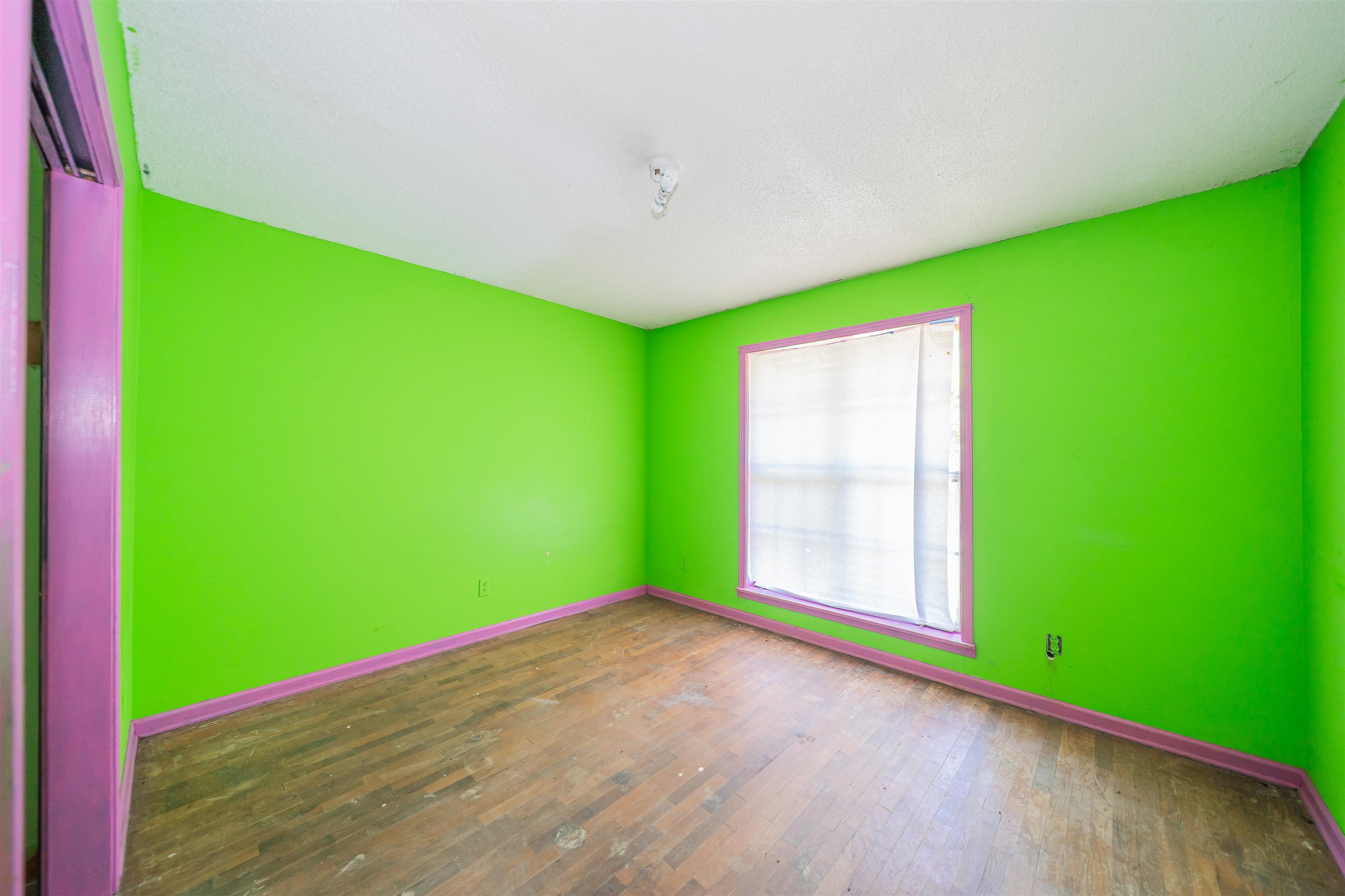 735 CALLAHAN LN