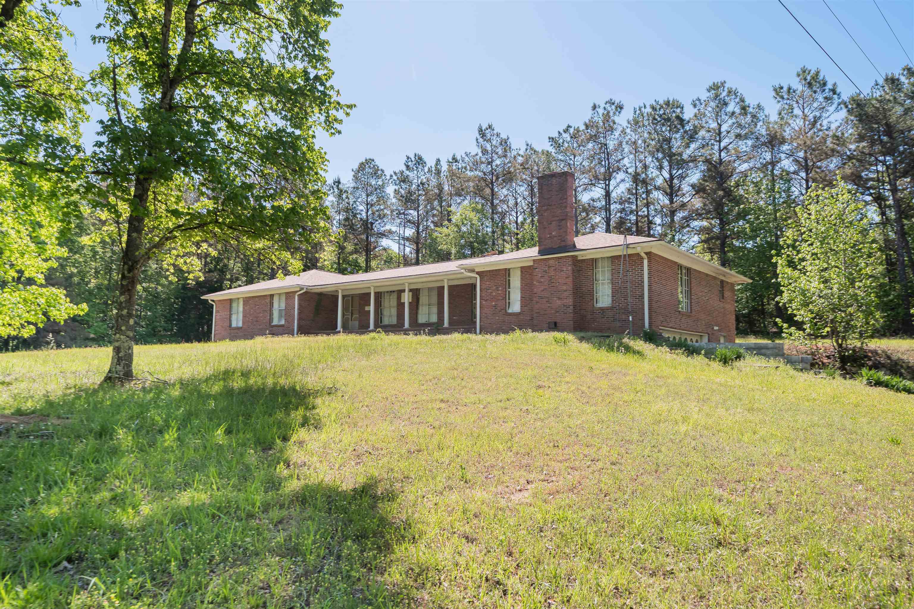 735 CALLAHAN LN