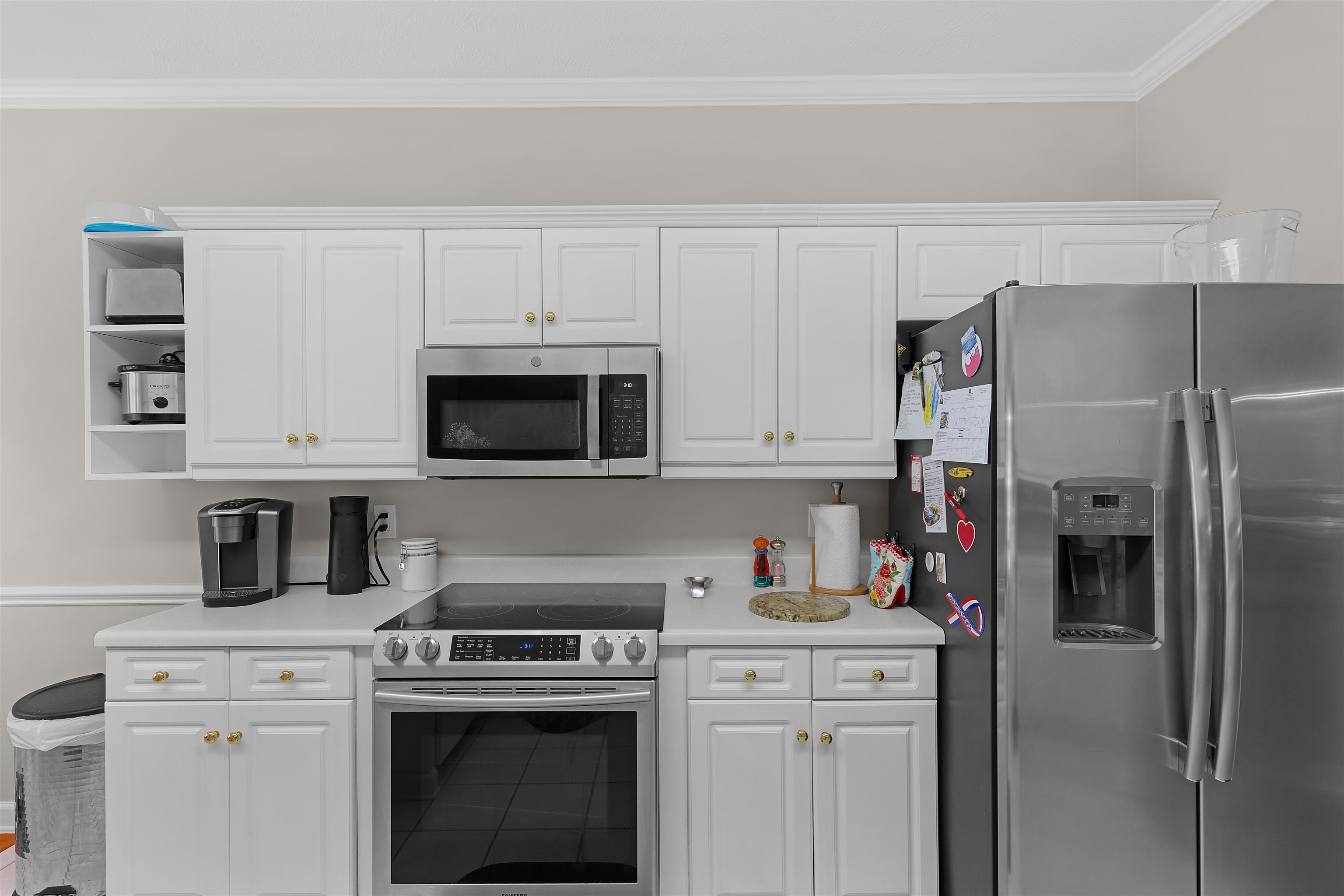 98 WENTWORTH DR