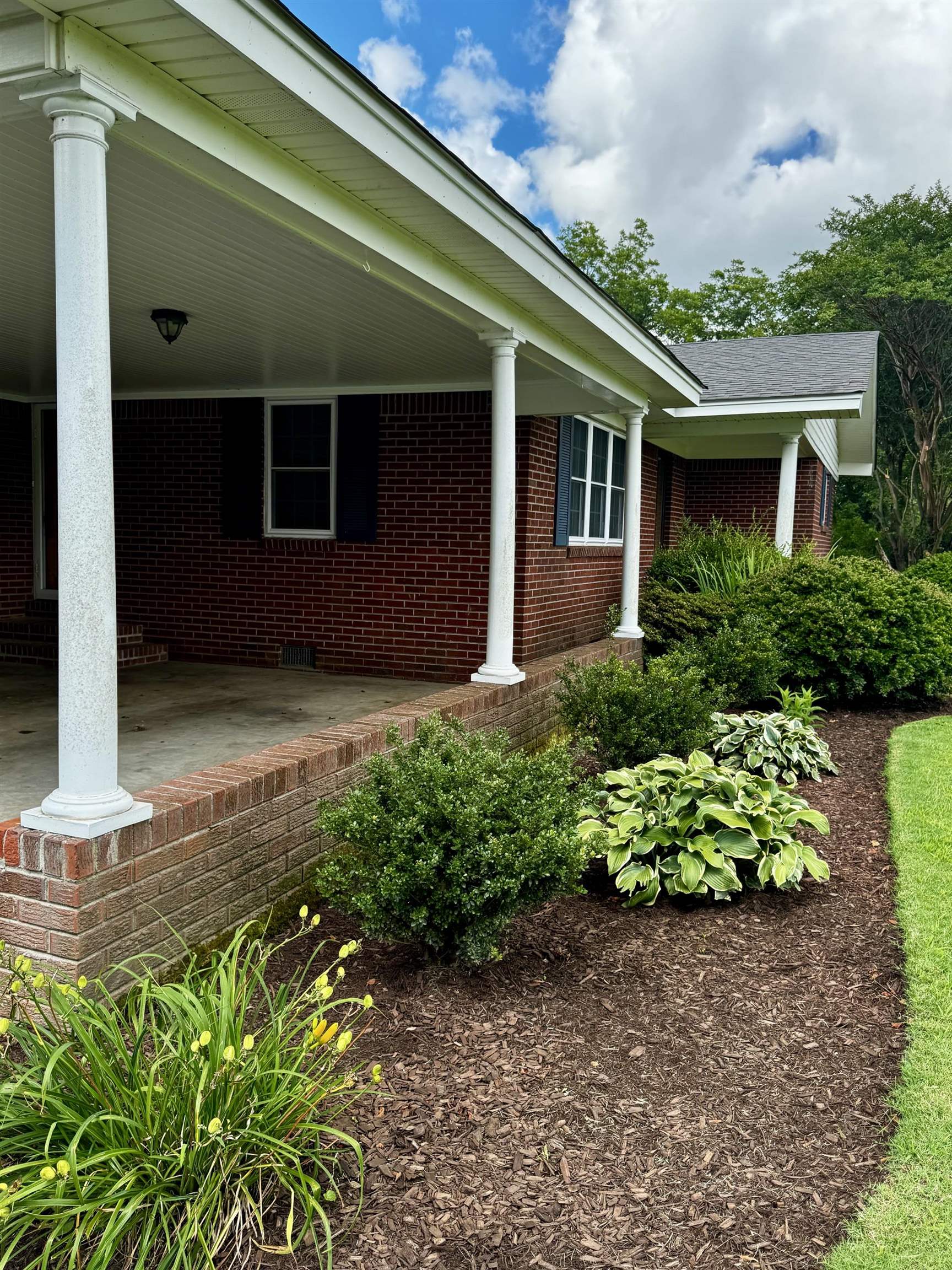1079 ELM GROVE RD