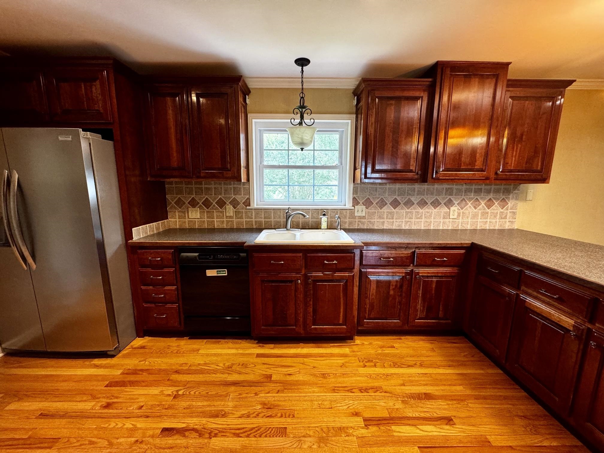 1079 ELM GROVE RD