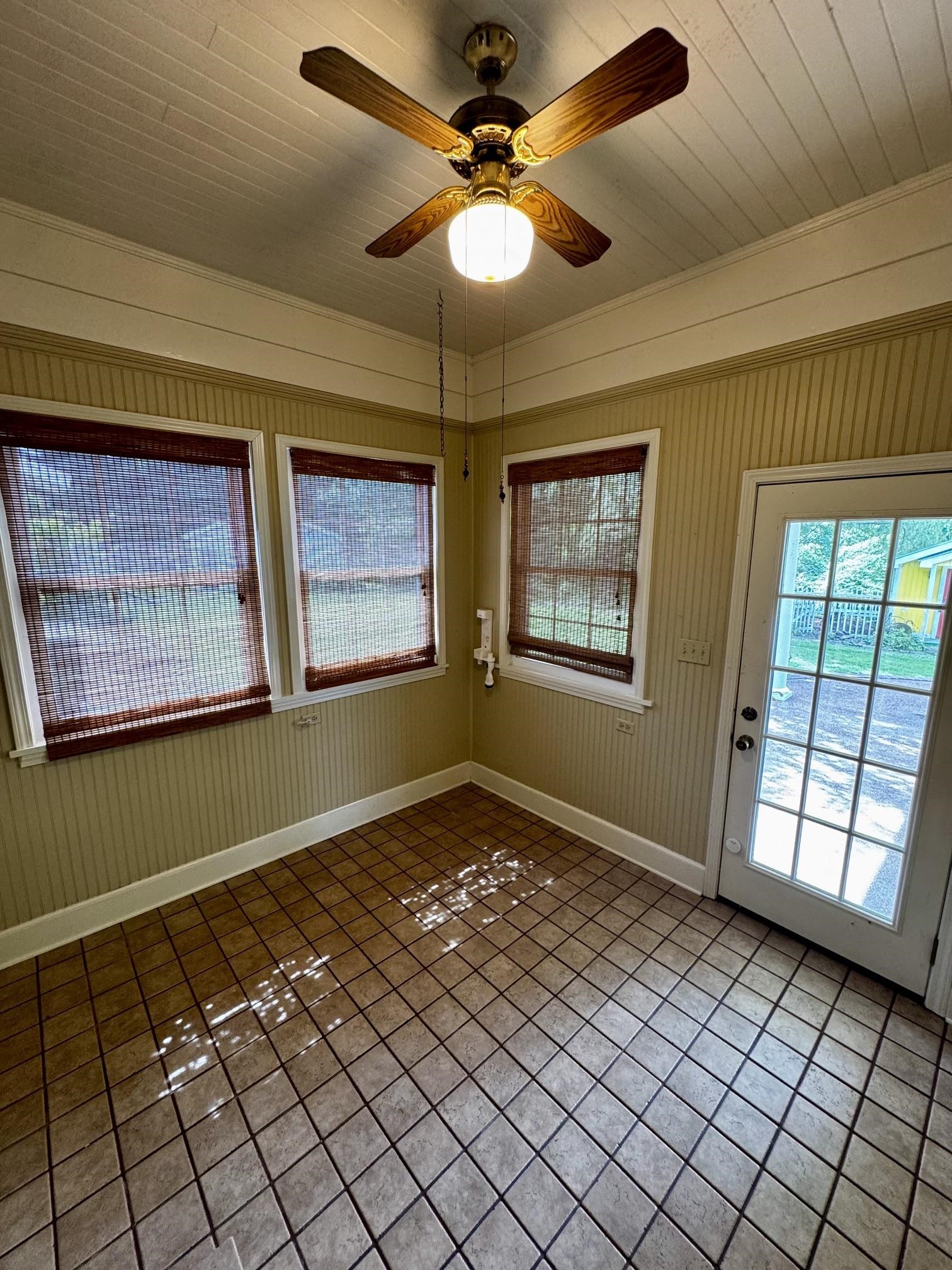 1079 ELM GROVE RD
