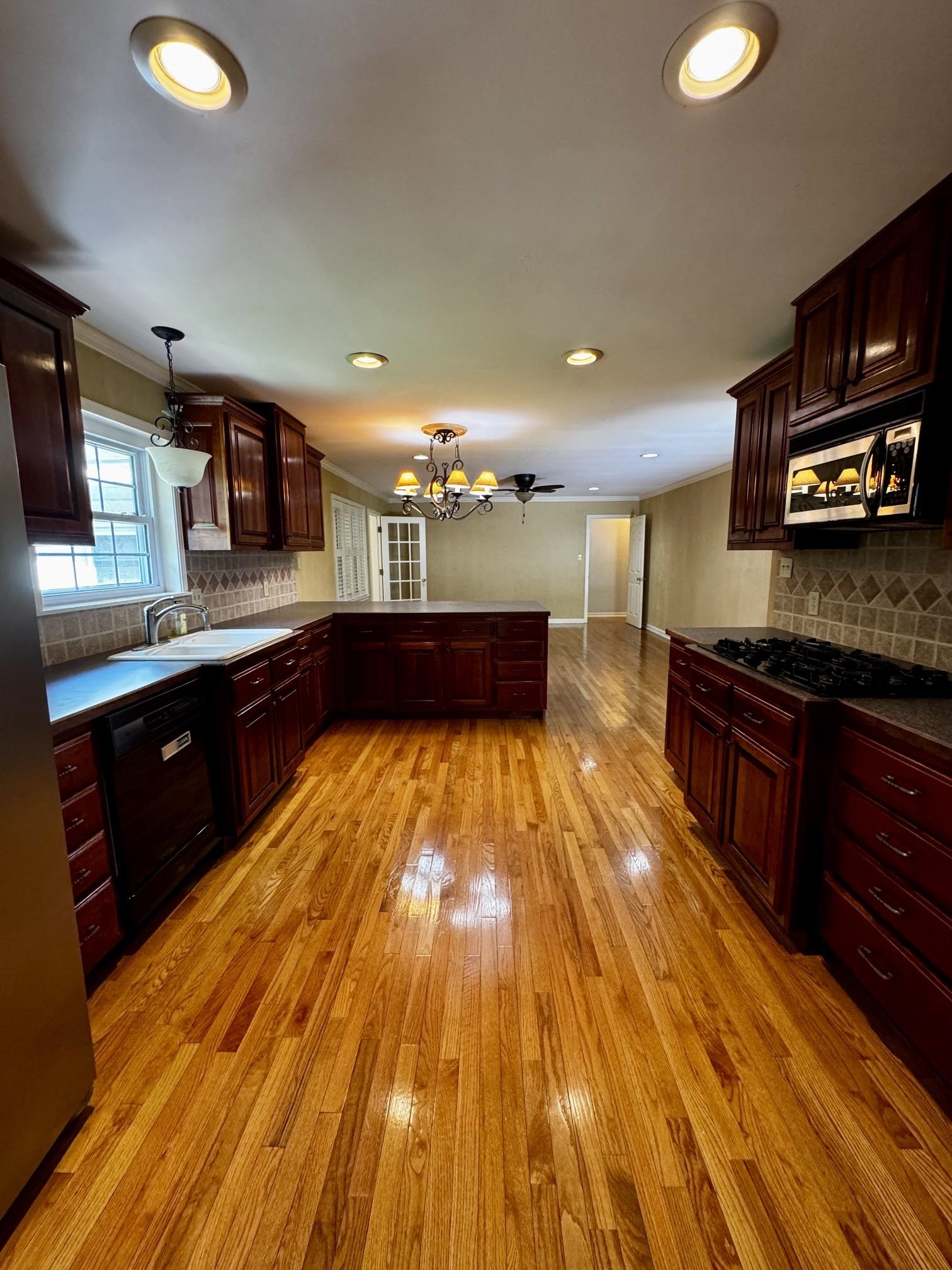 1079 ELM GROVE RD