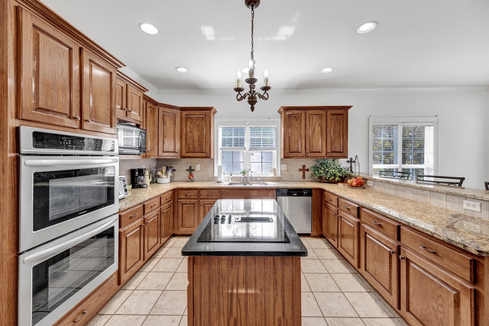 914 BEAVER CREEK RD